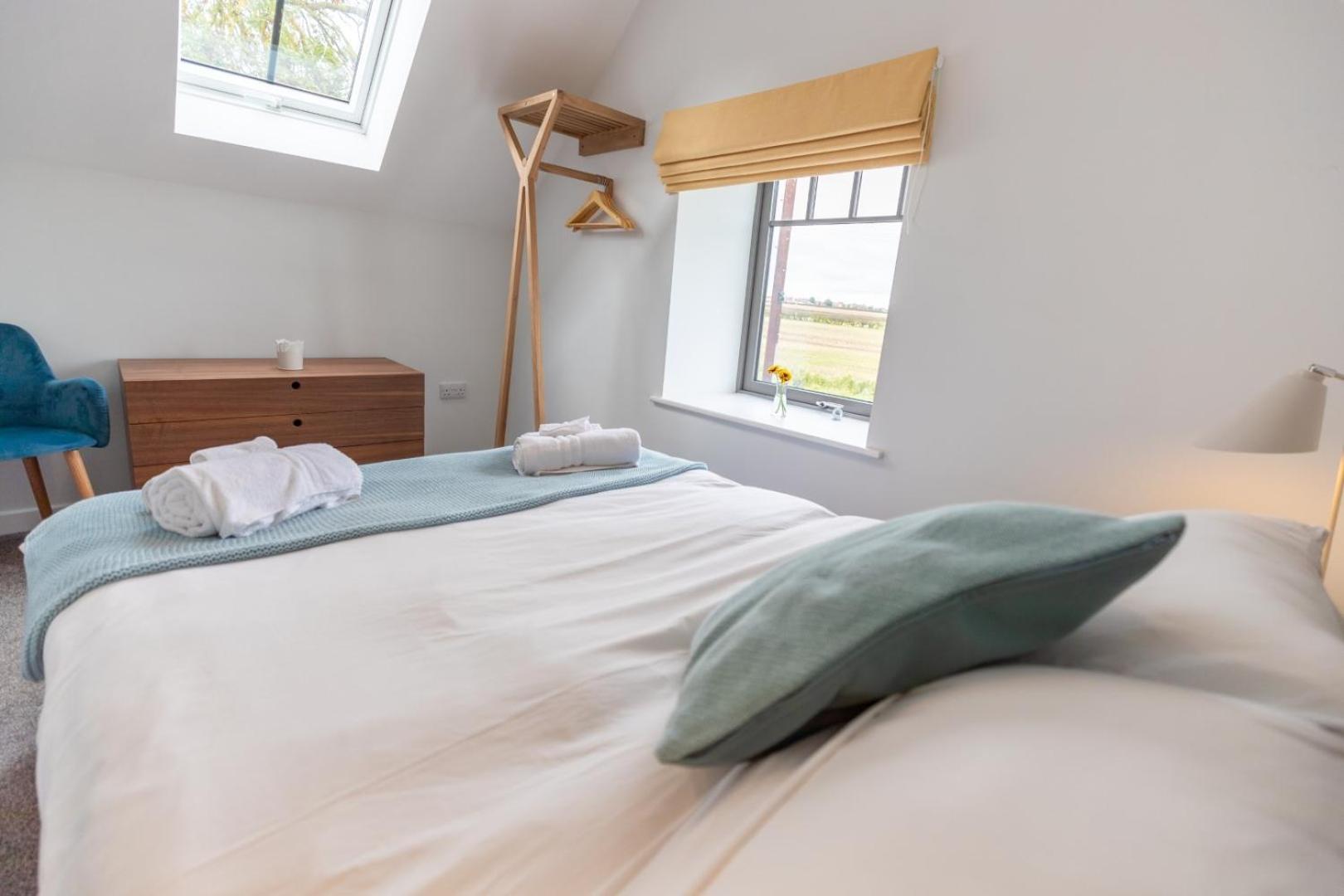 Stable Cottage - Dog friendly romantic country bolthole view 3