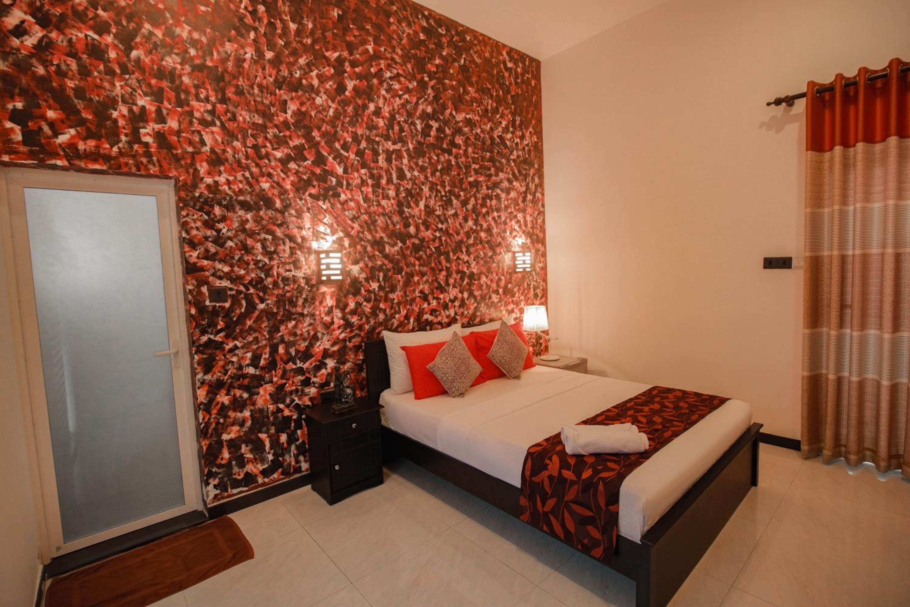 D Plus B&B Negombo