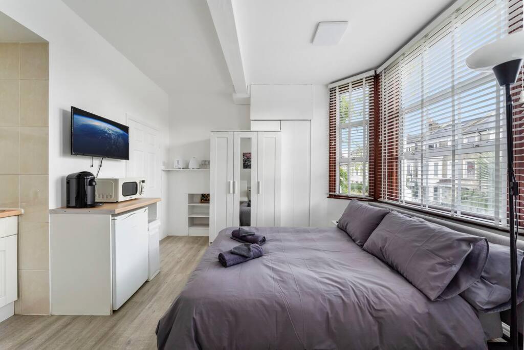 Charming Flat In Shepherds Bush