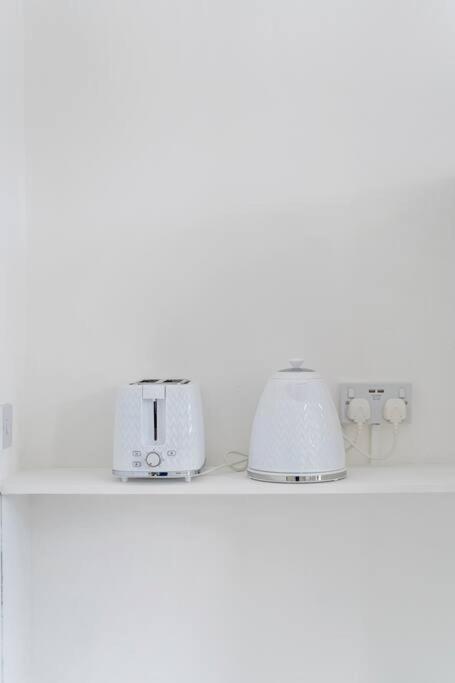 Charming Flat In Shepherds Bush