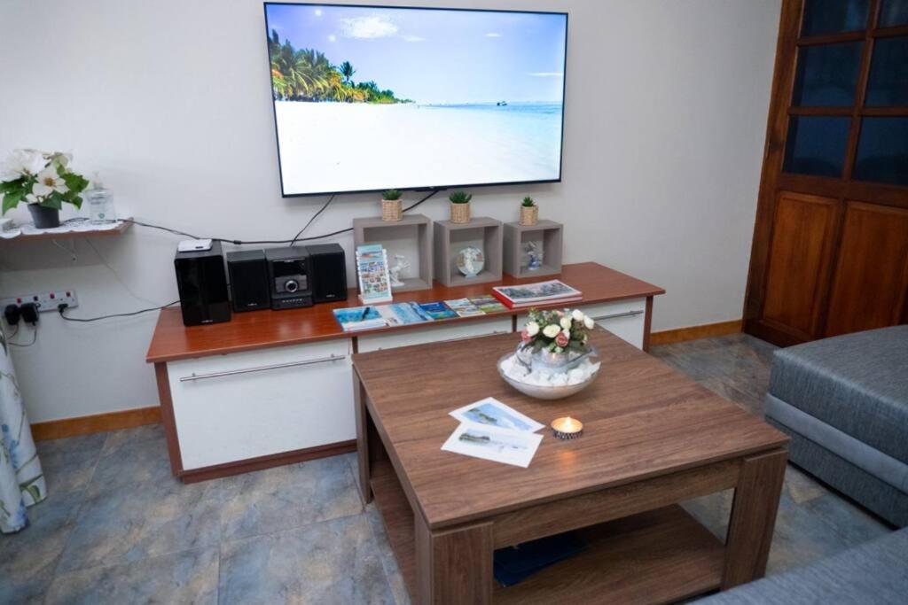 Vythee Residence