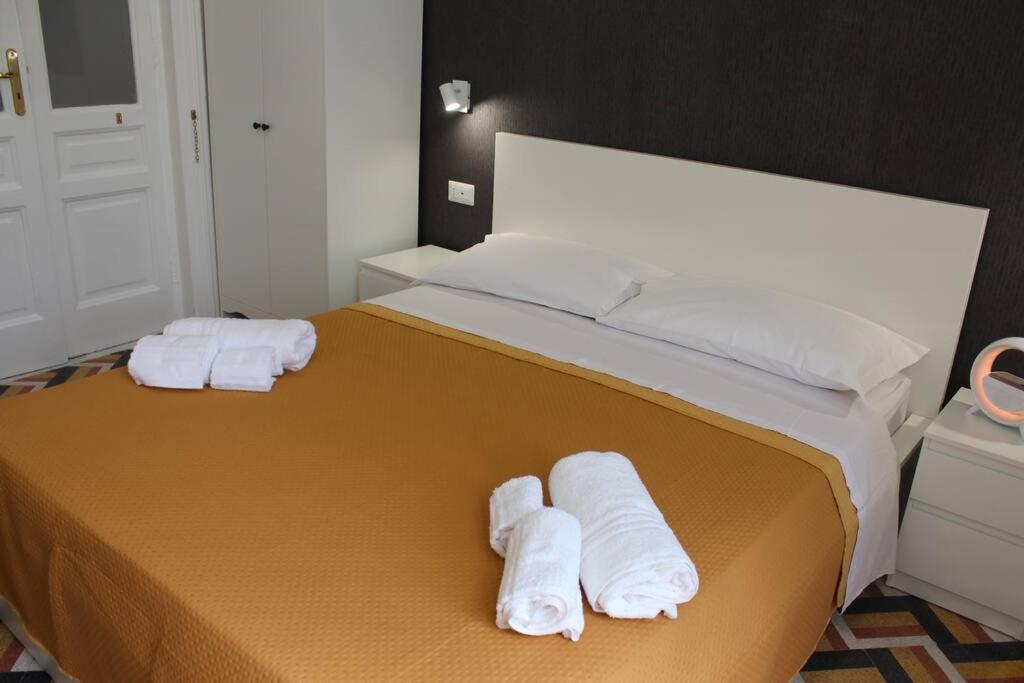 Nel Cuore del Vomero Apartament