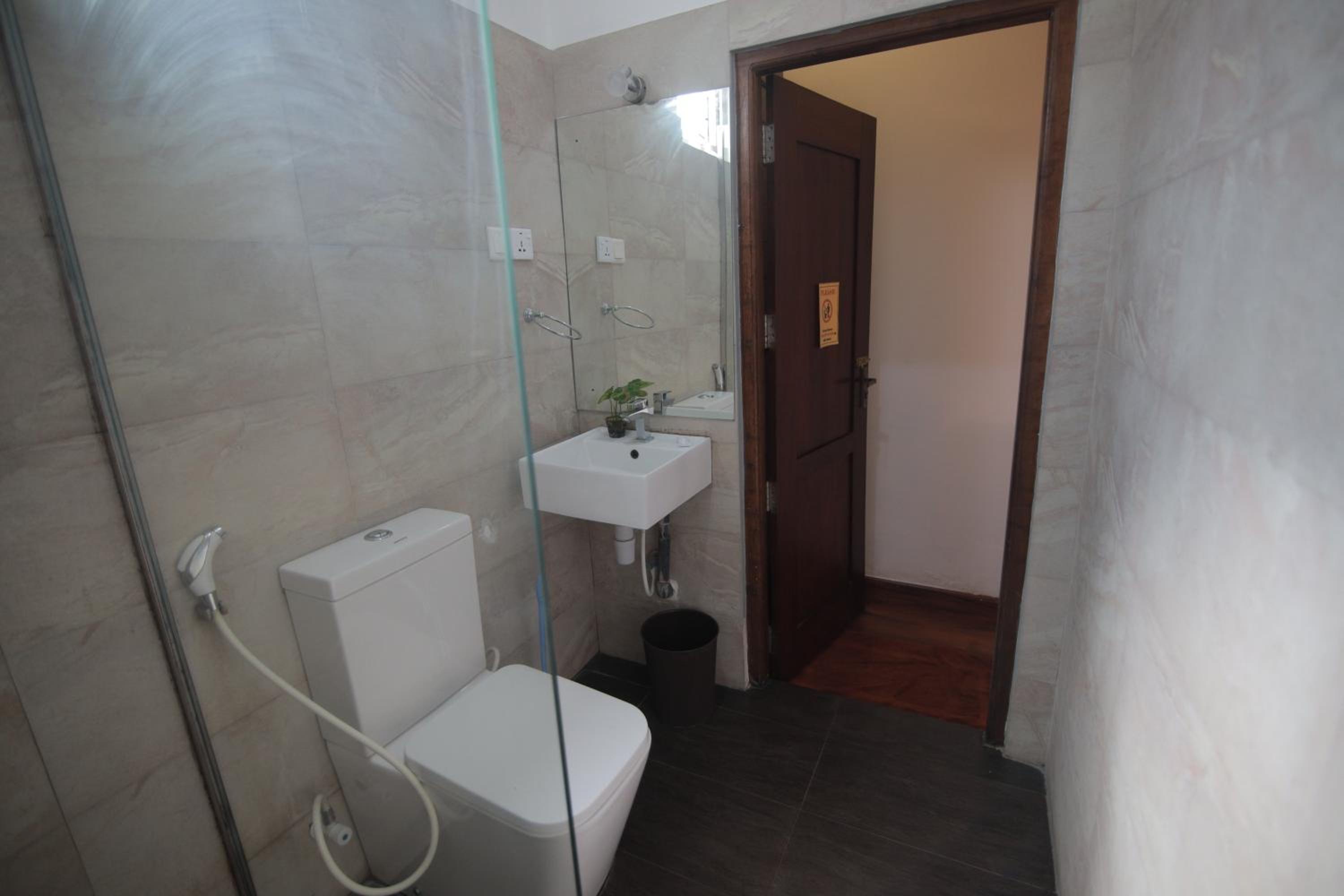 D Plus B&B Negombo