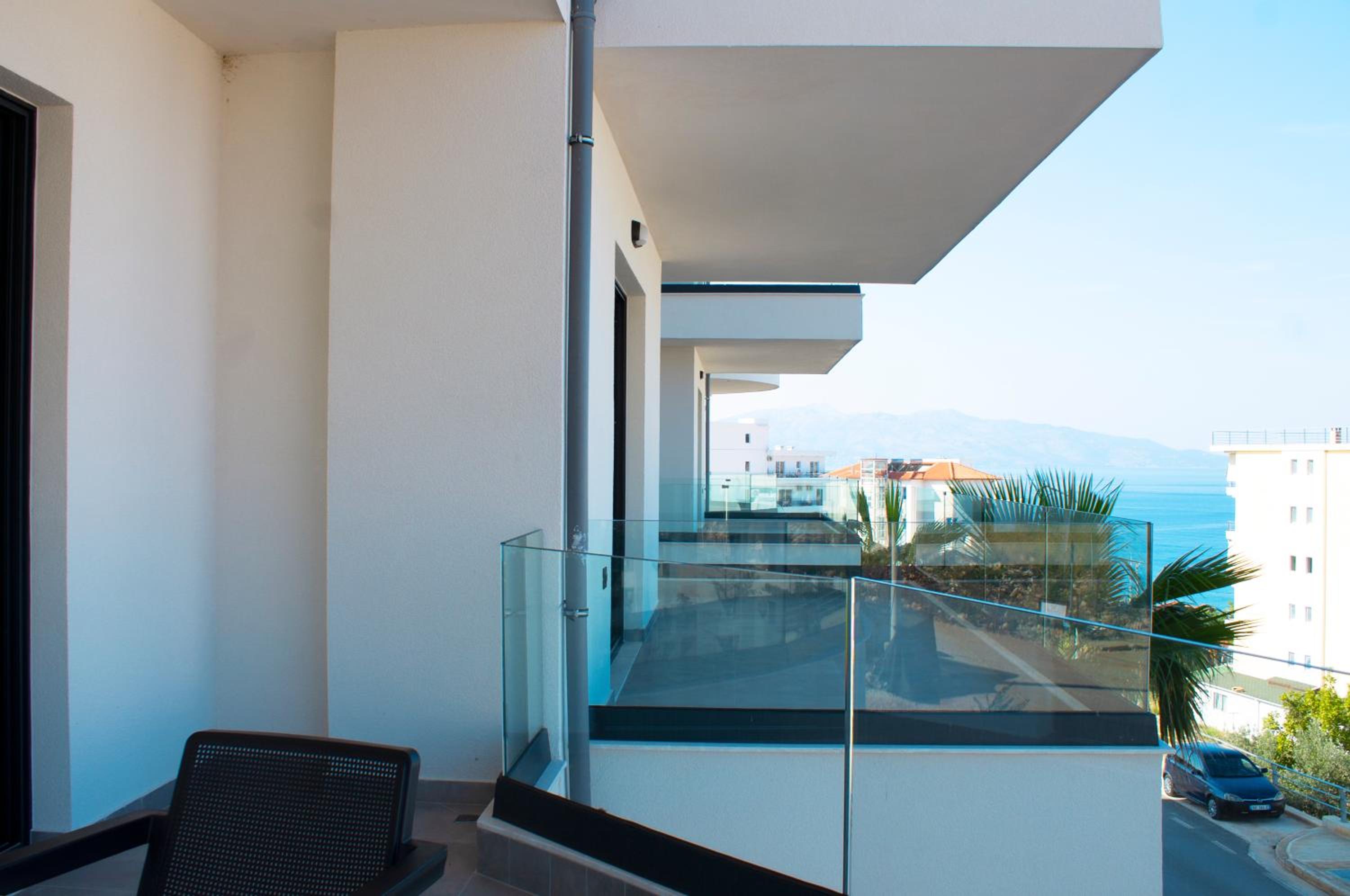 Day Lux Apartments