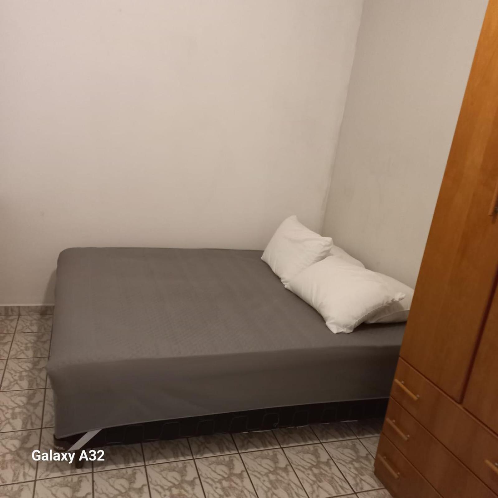 Apartamento com piscina 1 quarto de até 6 pessoas - Guarujá com Maquina Lavar Roupa