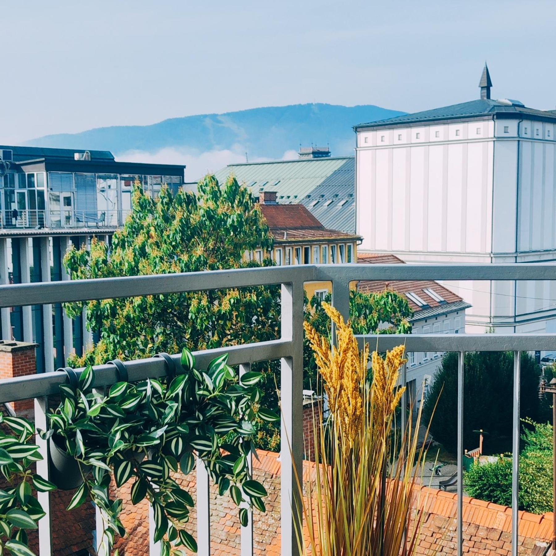 Panoramic LOFT in the CityCenter view 4