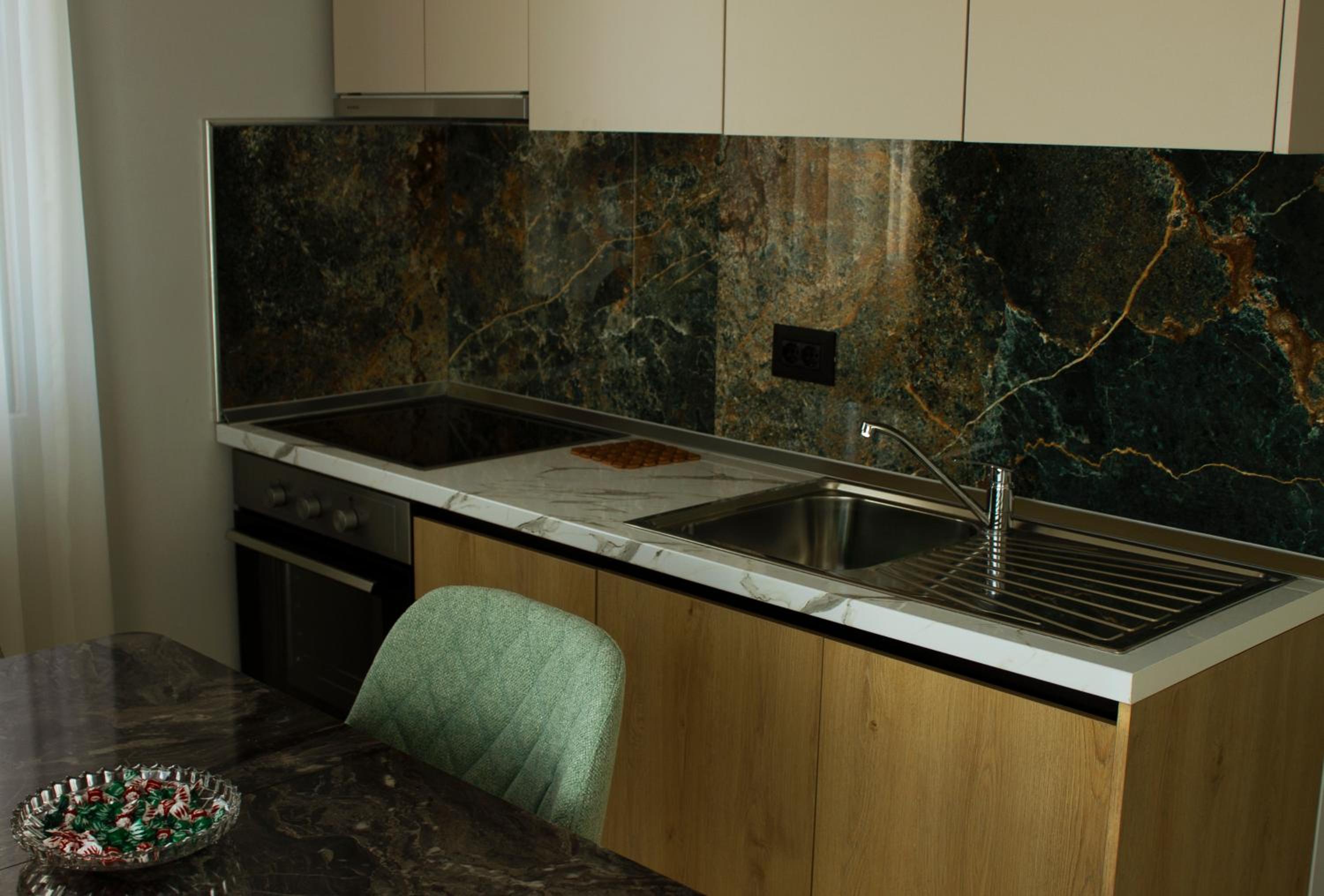 Day Lux Apartments