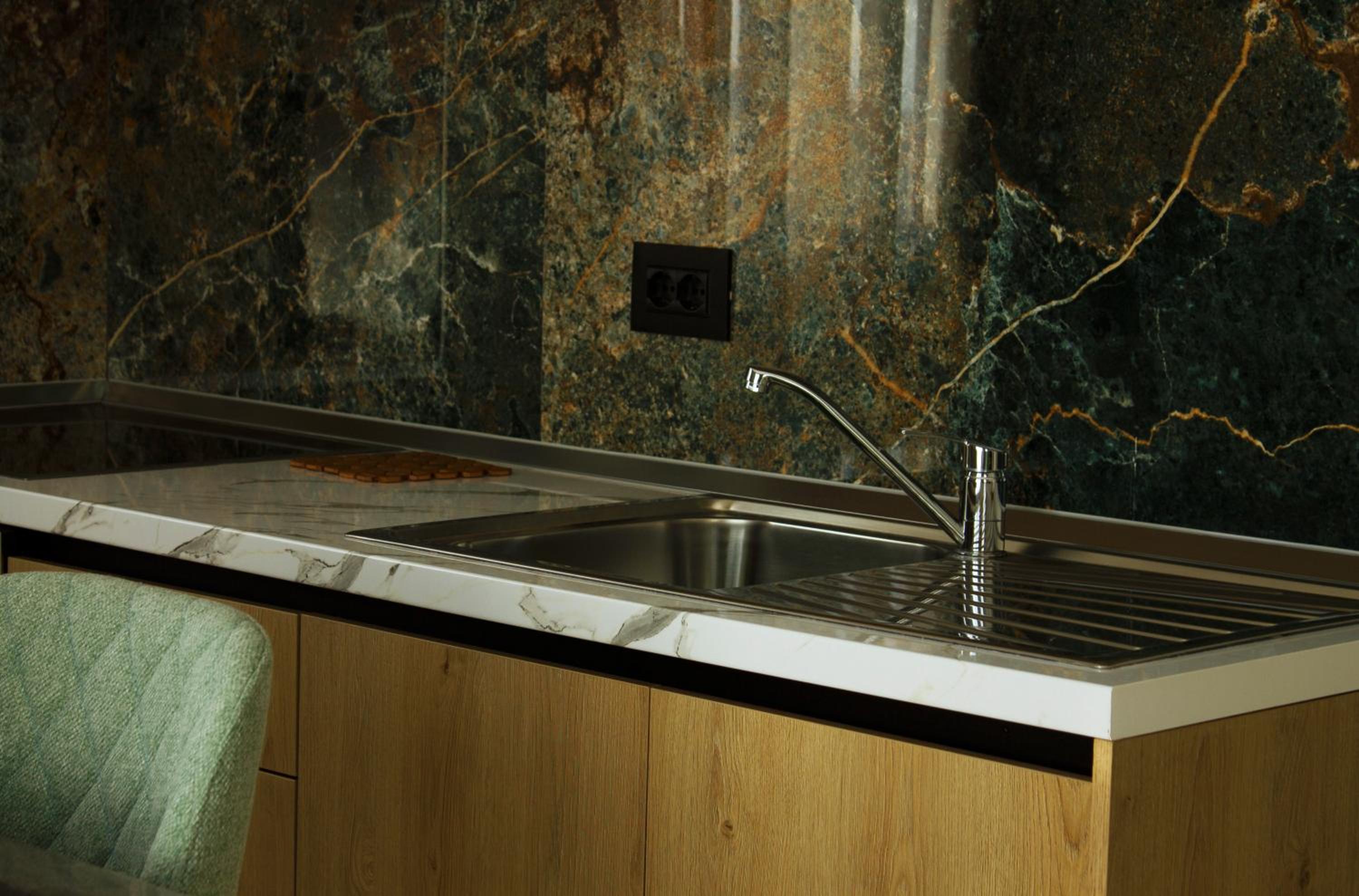 Day Lux Apartments