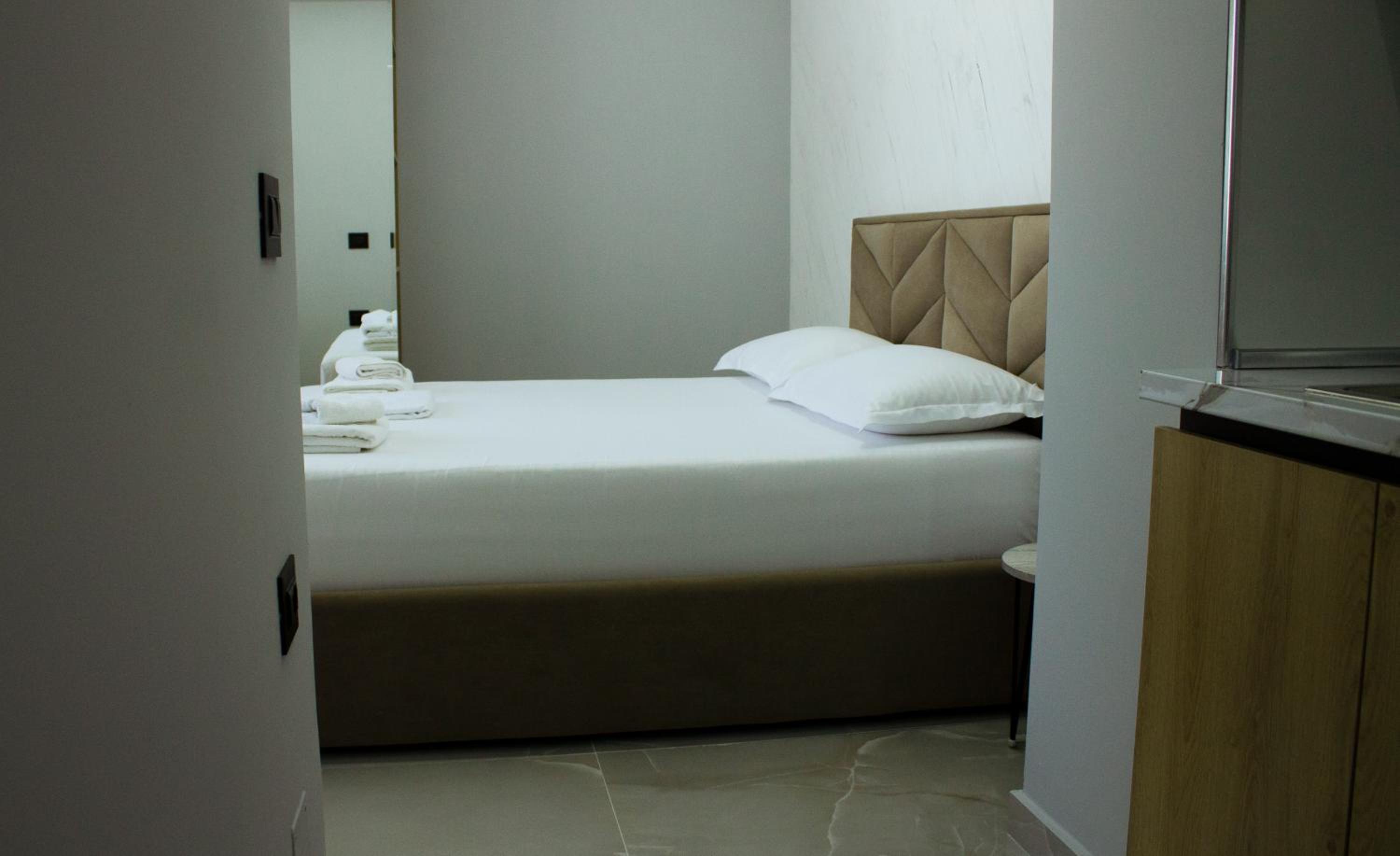 Day Lux Apartments