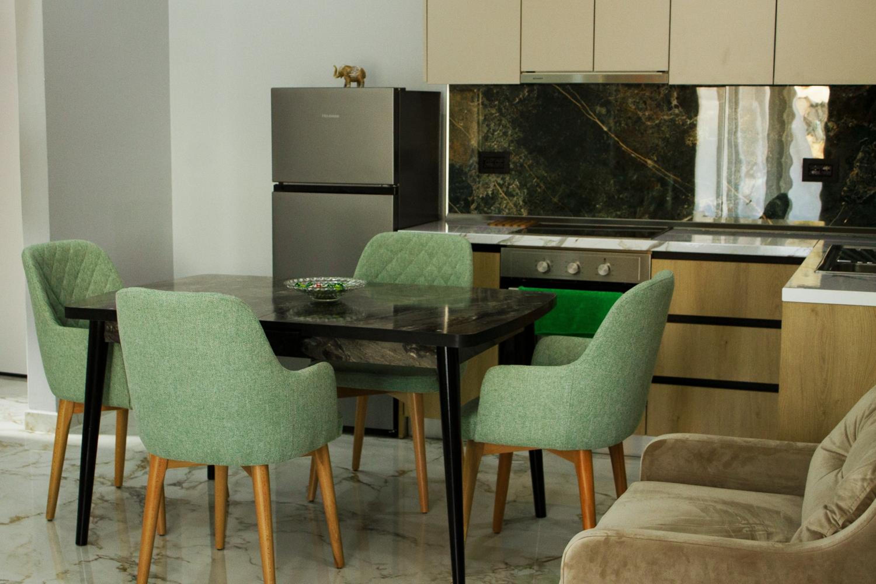 Day Lux Apartments