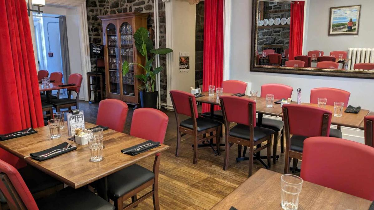 restaurant