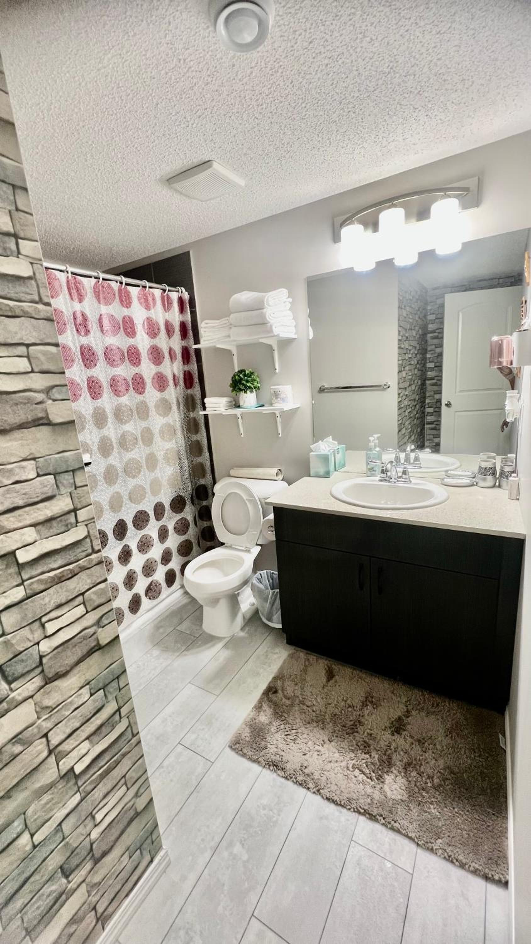 Fully Separate & Private Guest Suite view 2