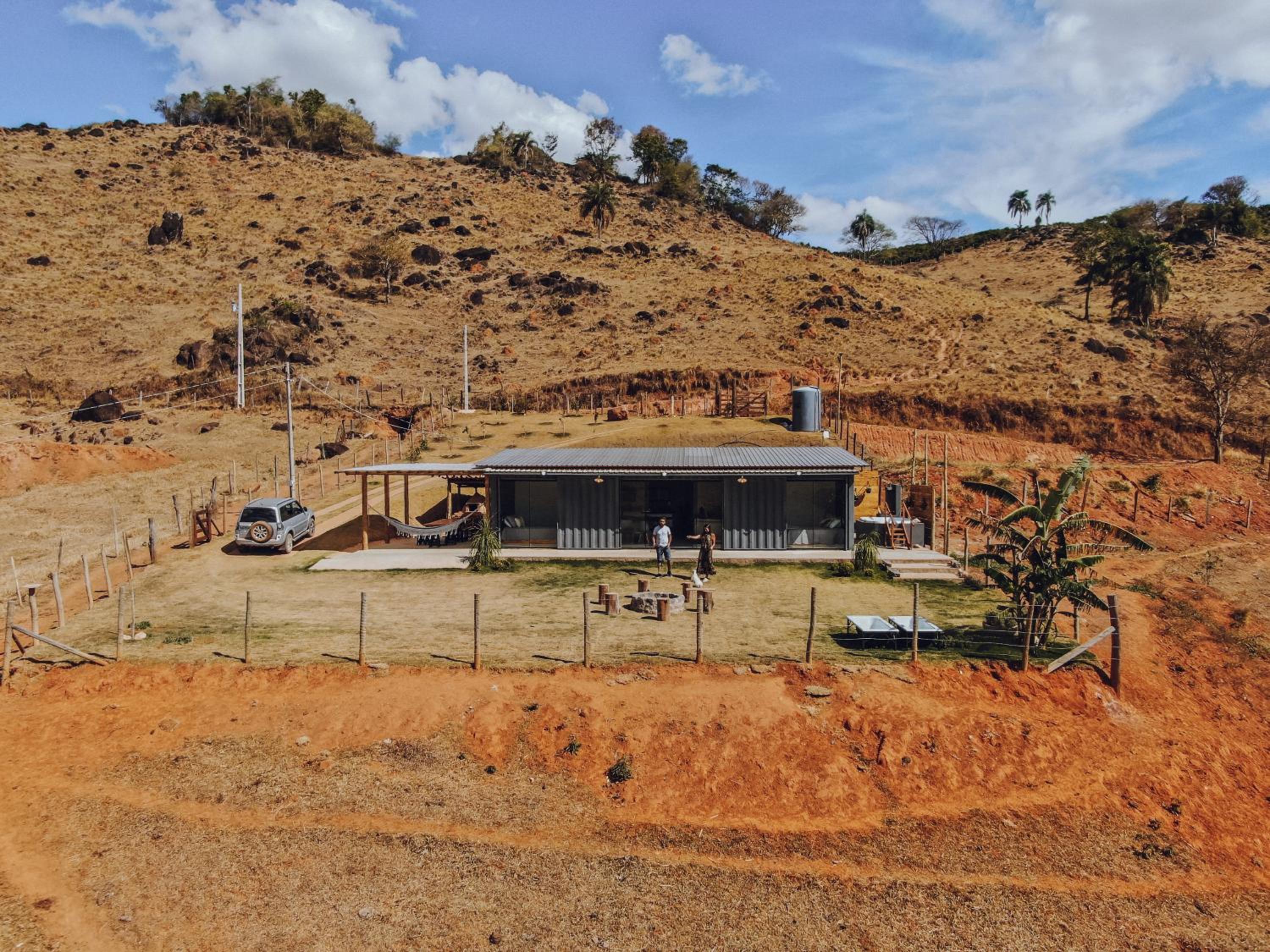 Casa Container com SPA e linda vista para a Serra da Mantiqueira