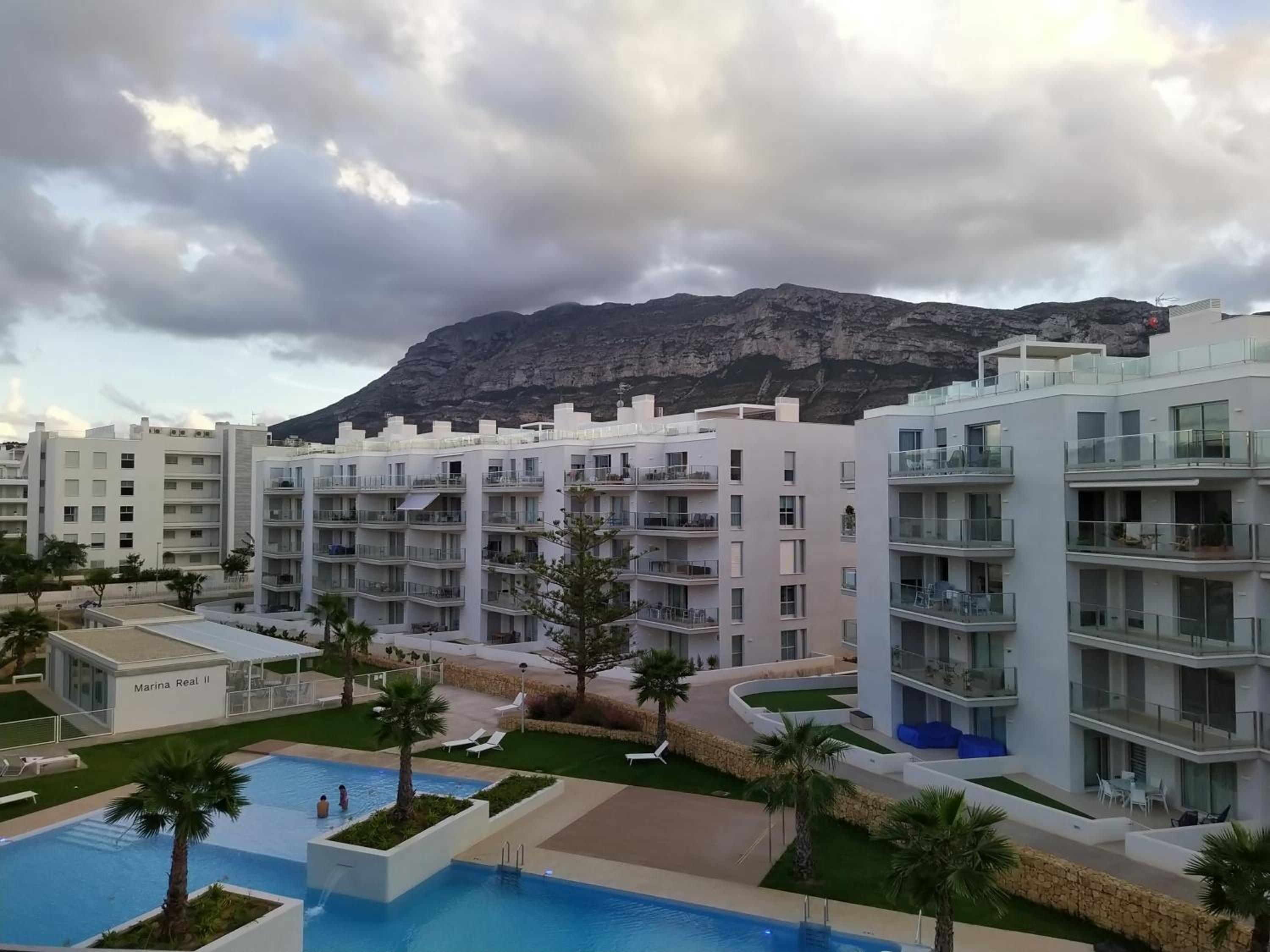 Apartamento nuevo y bien situado en Dénia