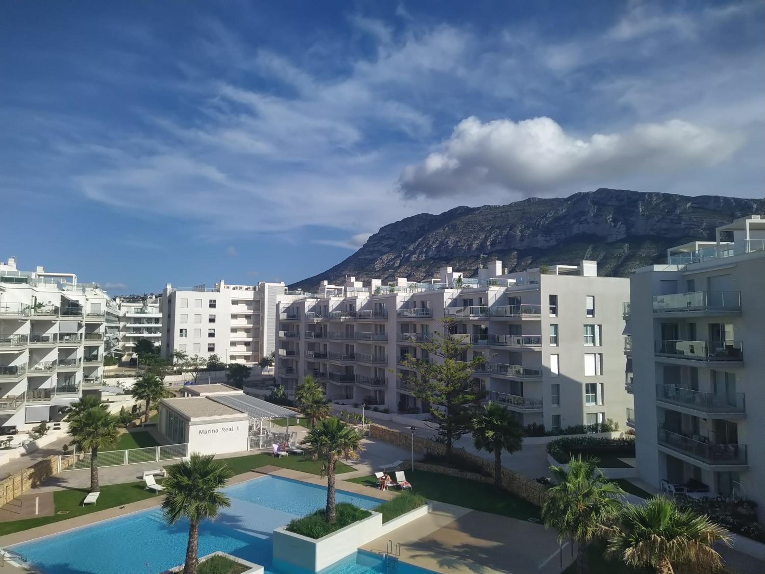 Apartamento nuevo y bien situado en Dénia