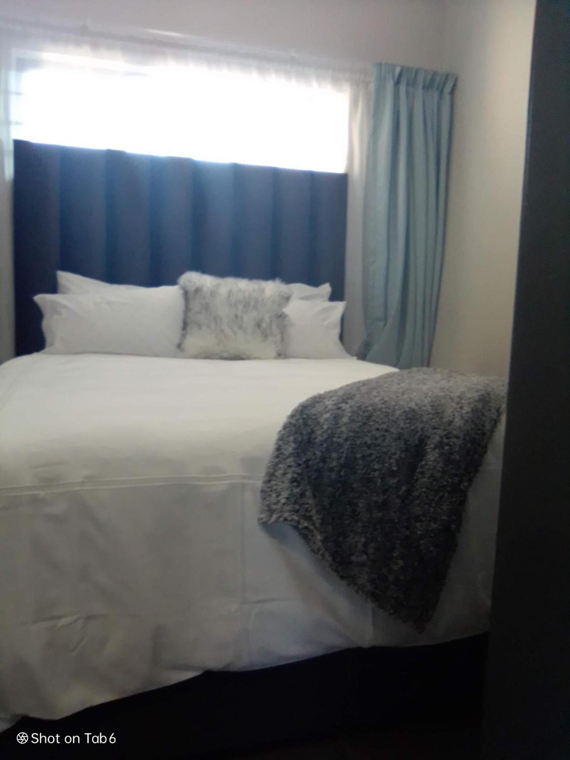 Waterfall Ridge Apartments - Kick back and Relax view 3