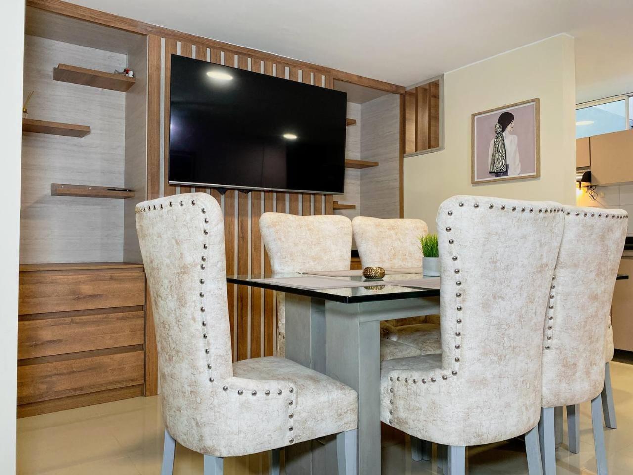 Mantilla living - 402