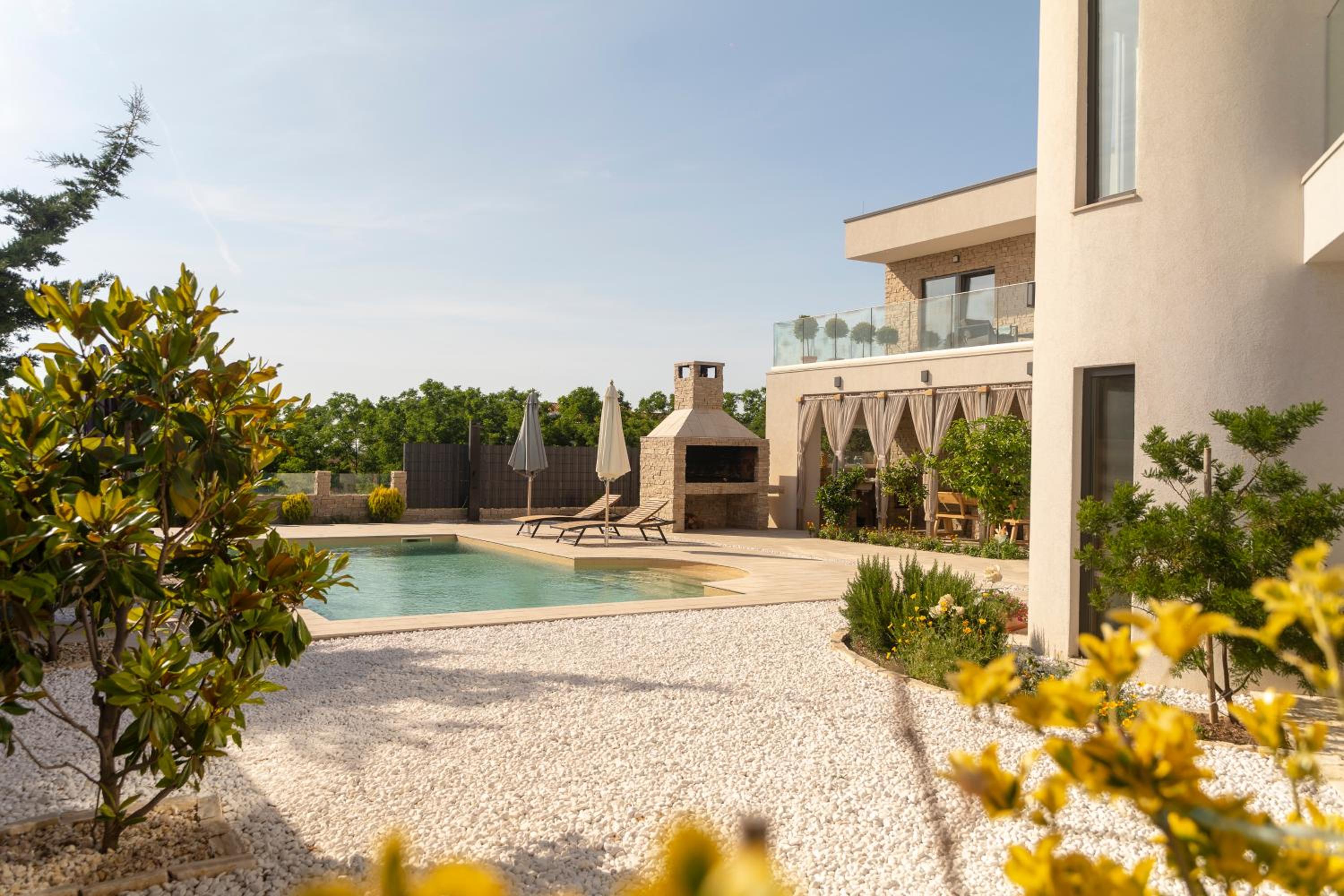 Villa Elani - Stylish And Modern 6B Seaview Villa
