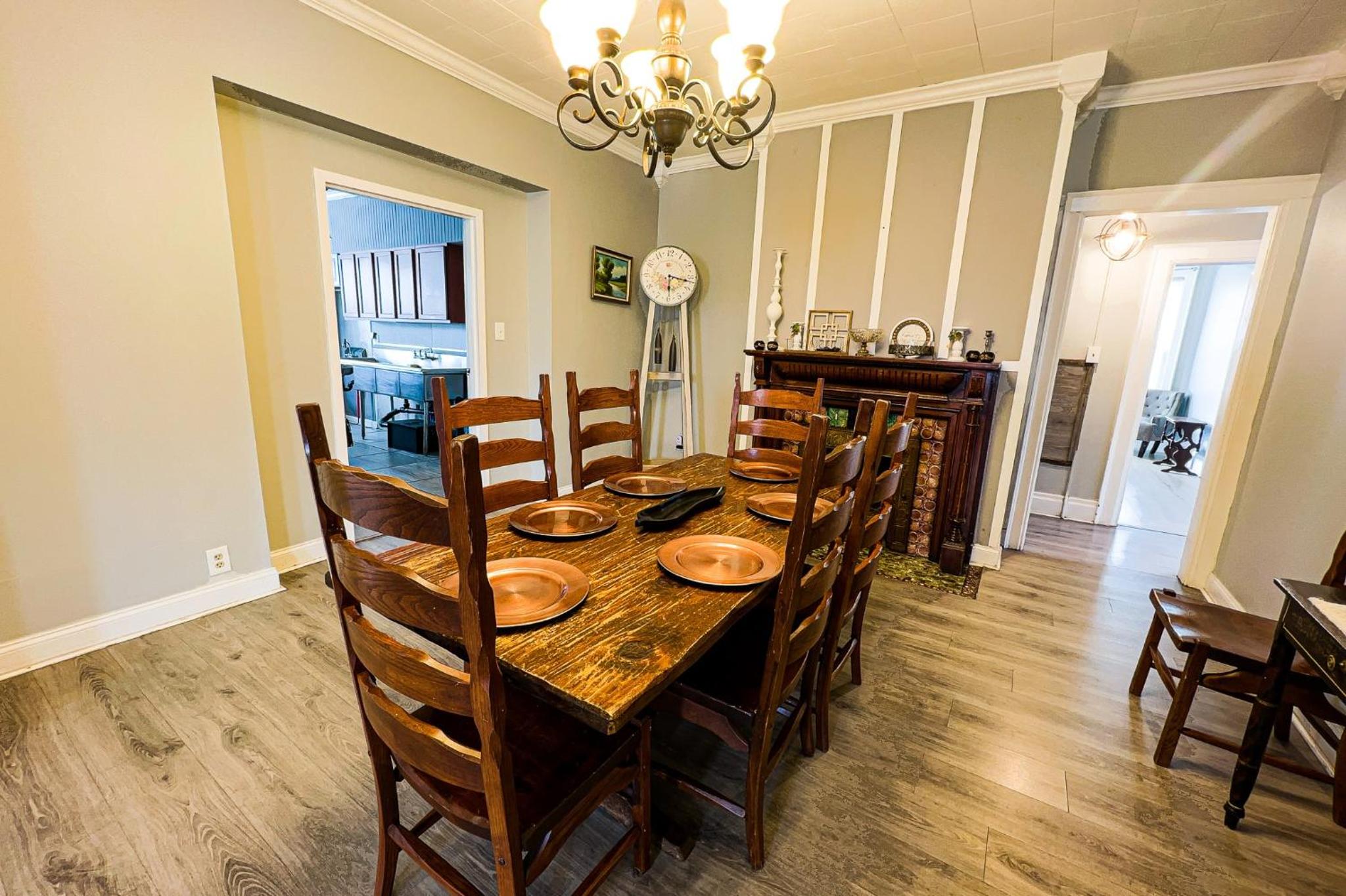 dining