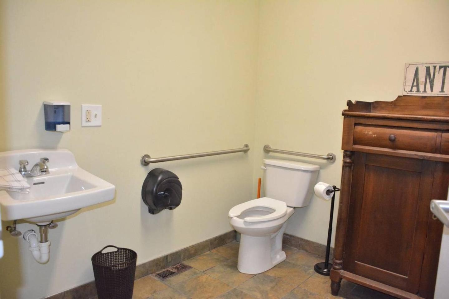Photo 21