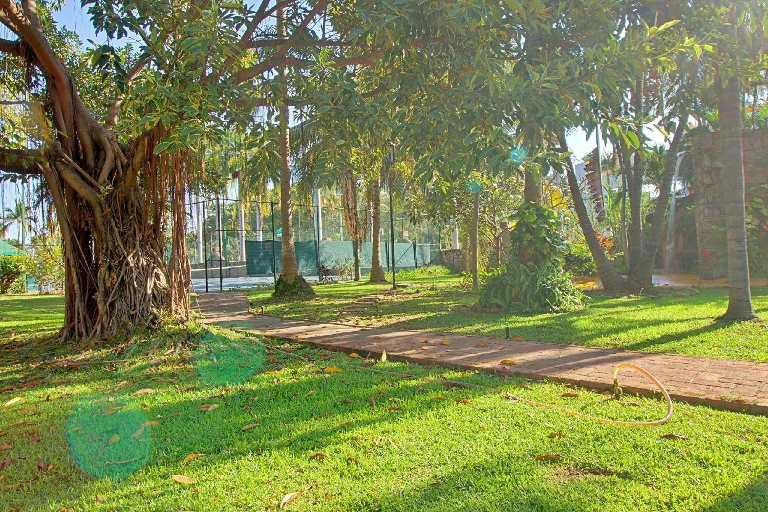 Hermoso alojamiento en los Tules, frente al mar en medio de hermosos jardines, es Unico!!! view 2