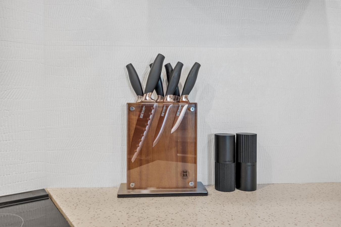 Downtown Luxury 1BR Coal Harbour