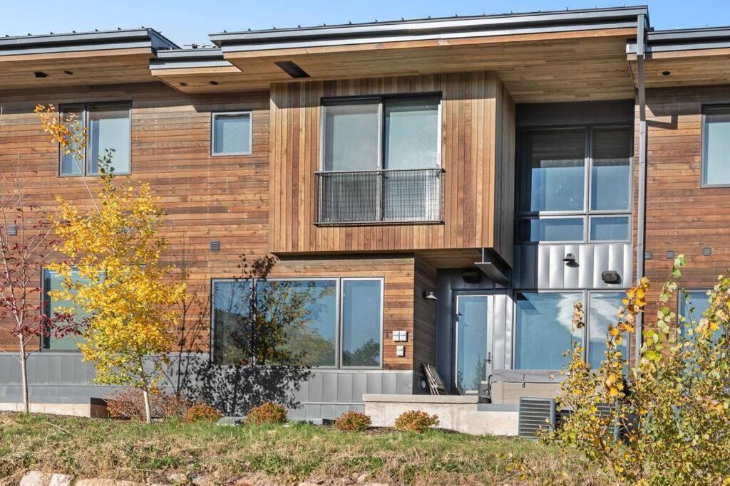 Ridgeline at The Canyons by Park City Vacations view 5