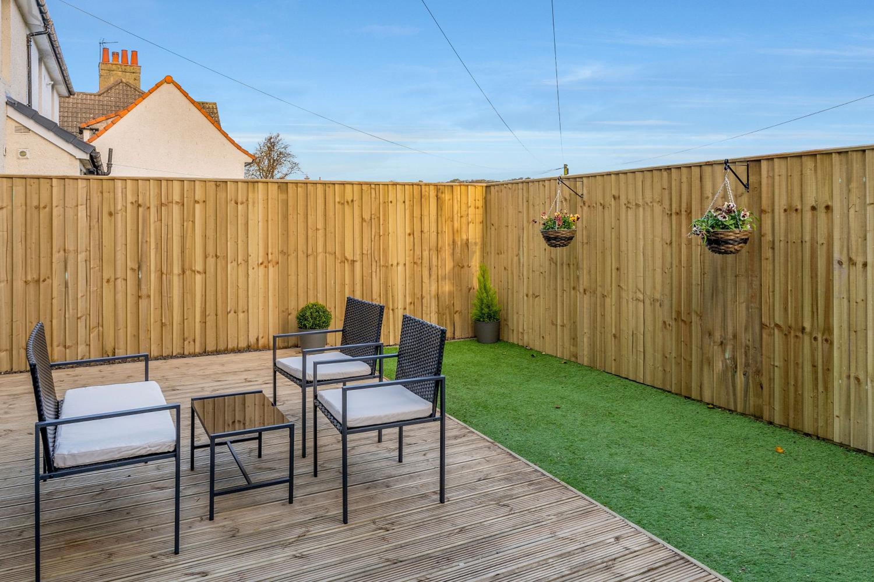 Parkside 2 bedroom house near Dunfermline & Edinburgh, photo 24