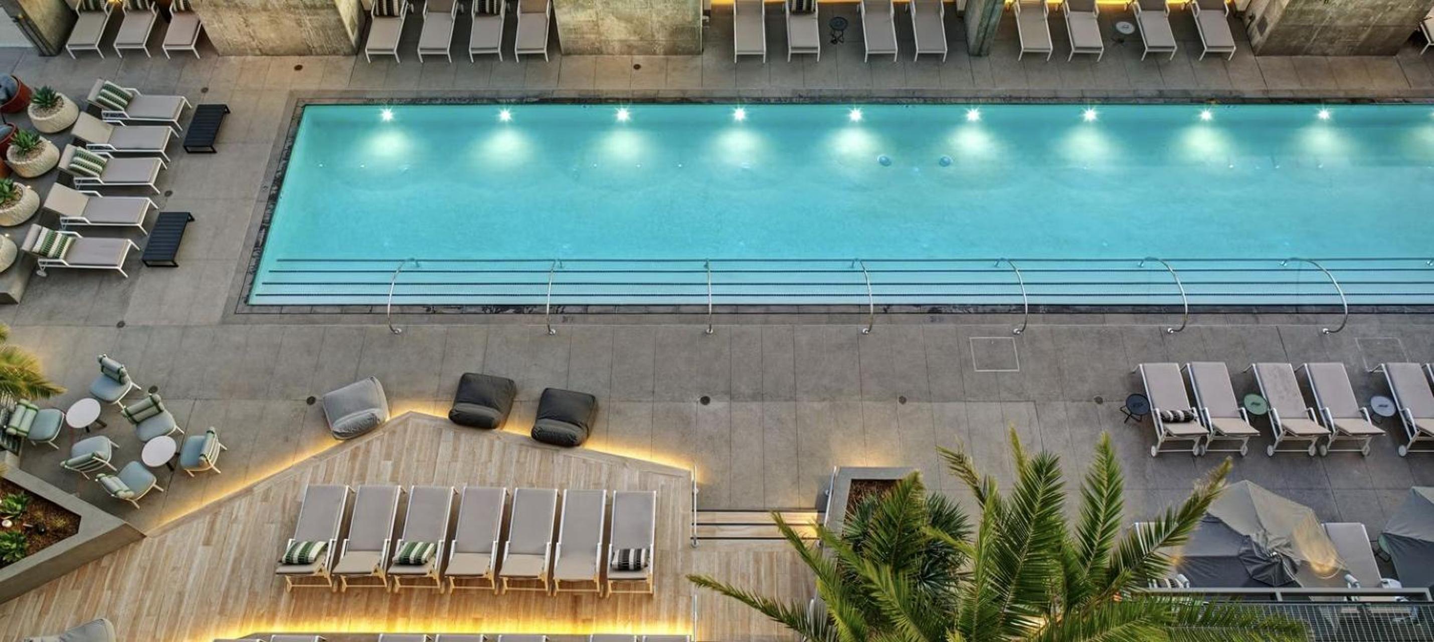 Cozy Apartment in the Heart of LA - Image 5