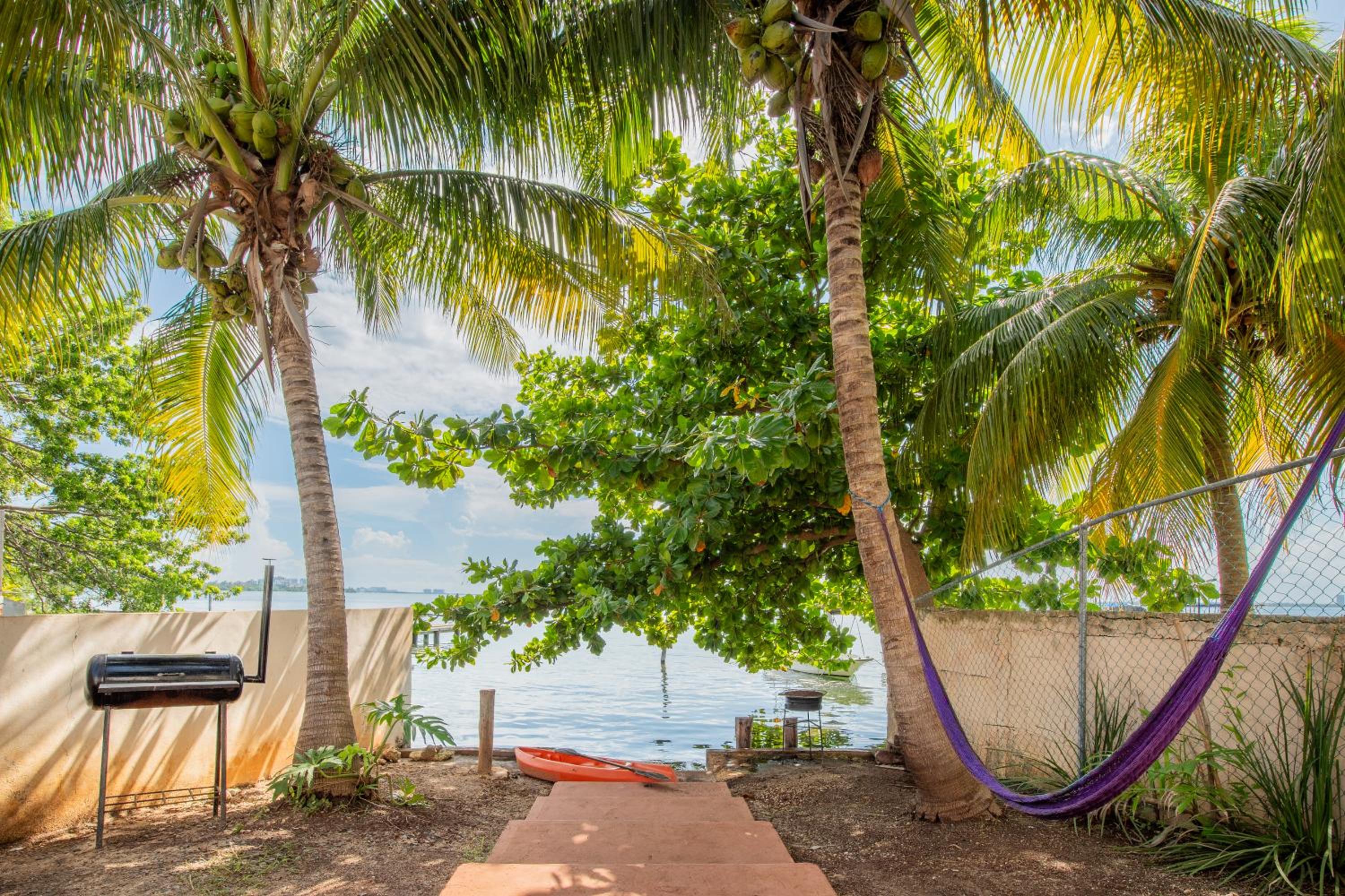 Seáak Cancun Rentals
