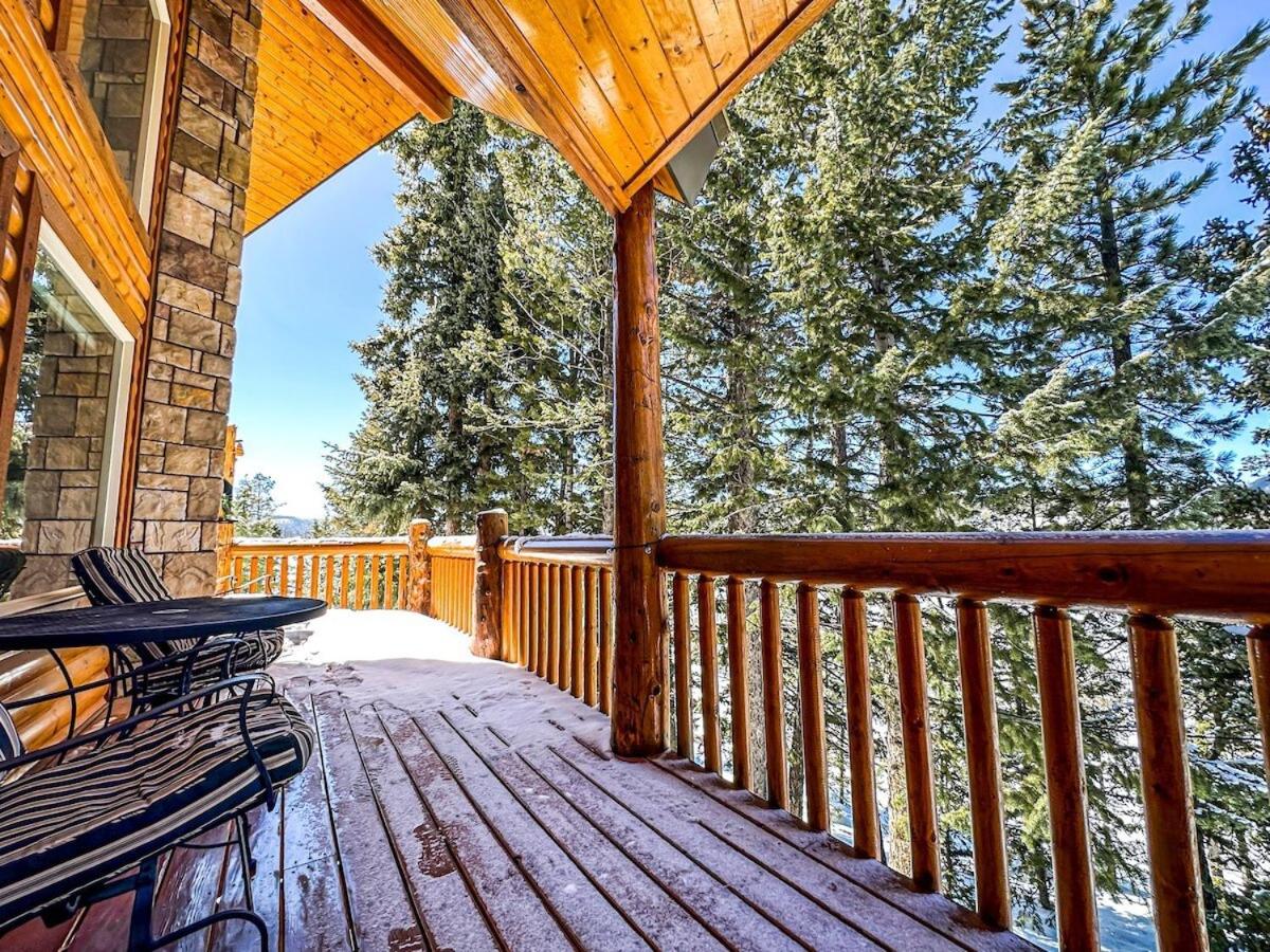 Large Luxury Lodge Sleeps 14, Fire Pit & Views! view 3