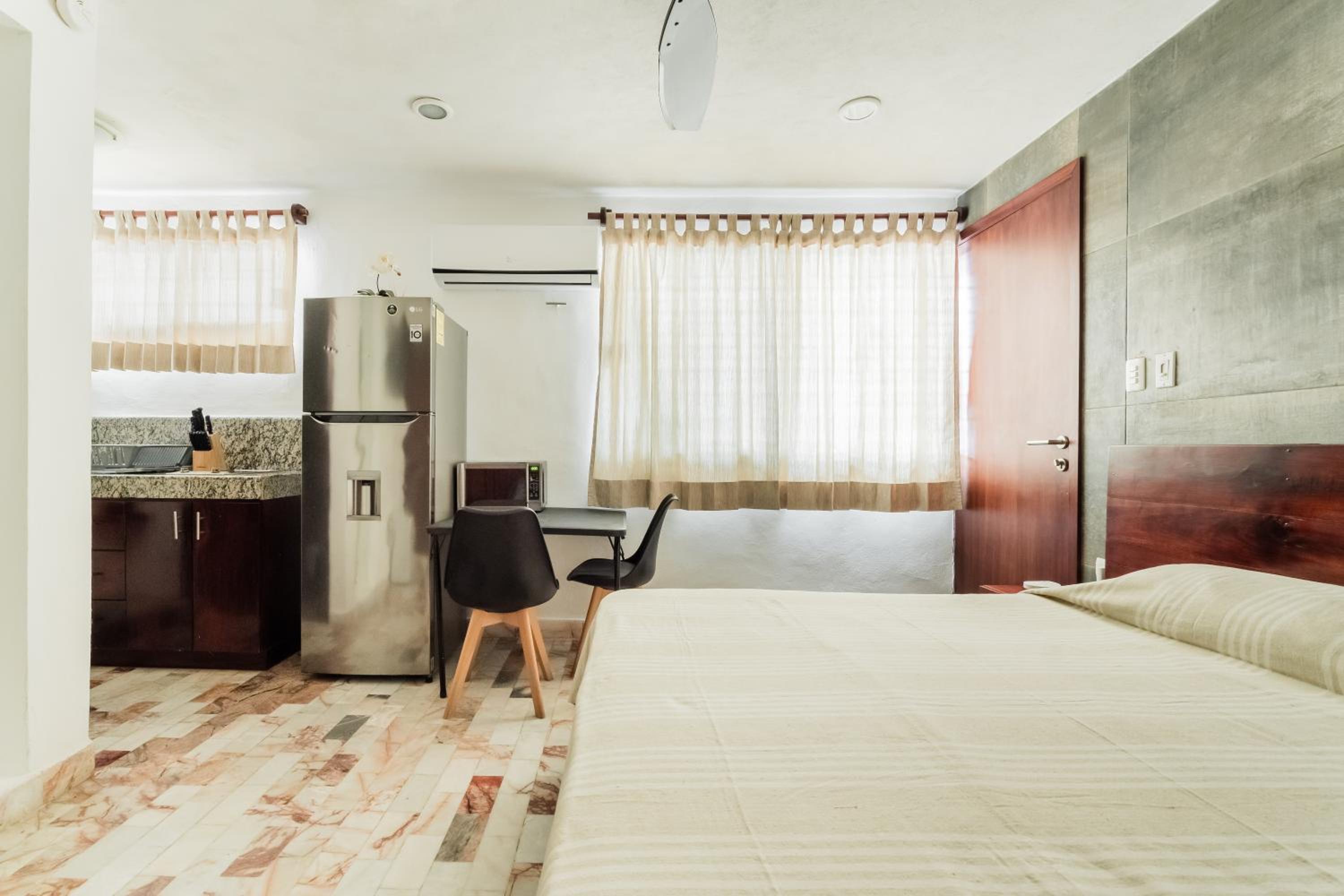 Seáak Cancun Rentals
