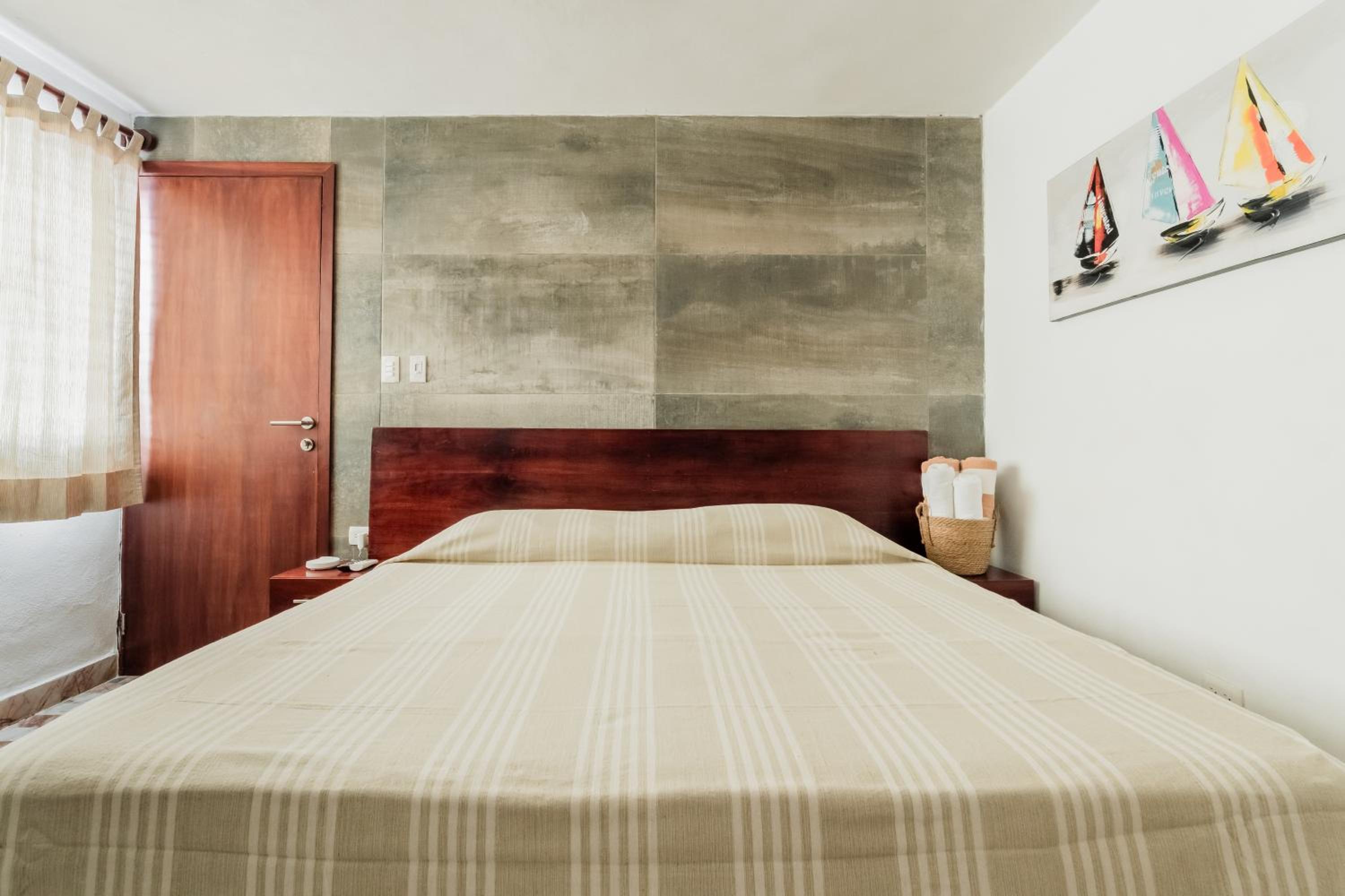 Seáak Cancun Rentals