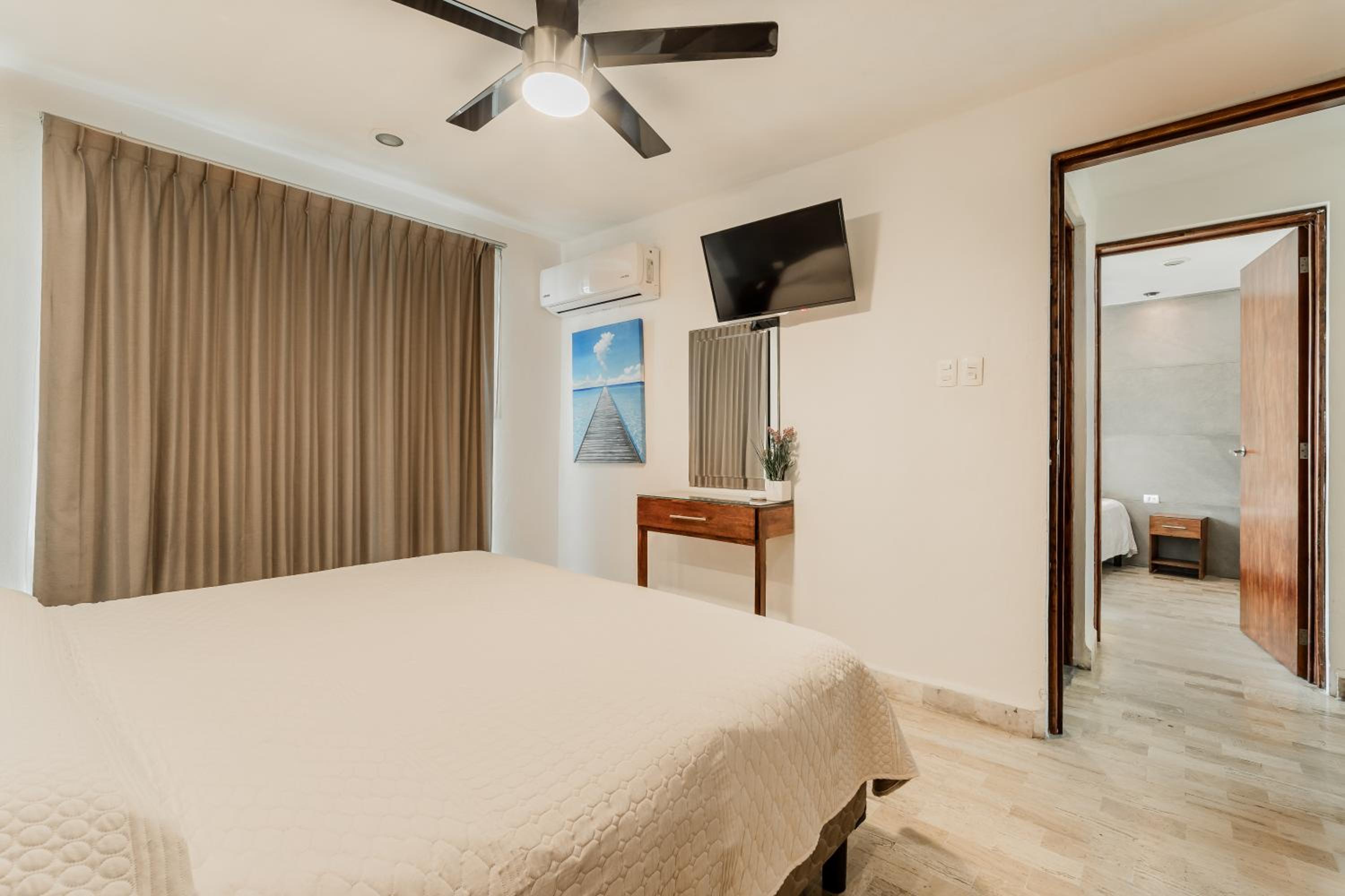 Seáak Cancun Rentals