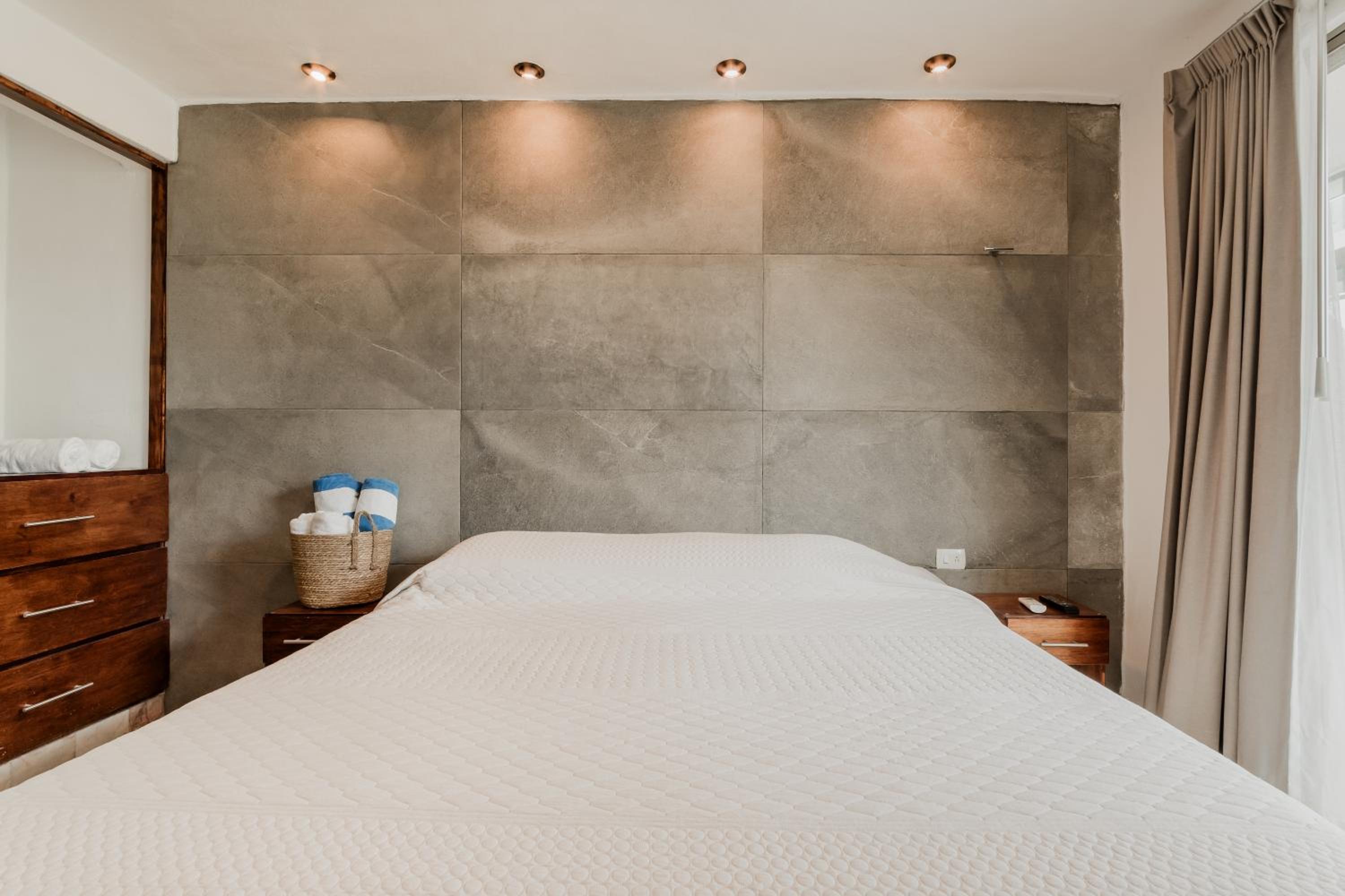 Seáak Cancun Rentals