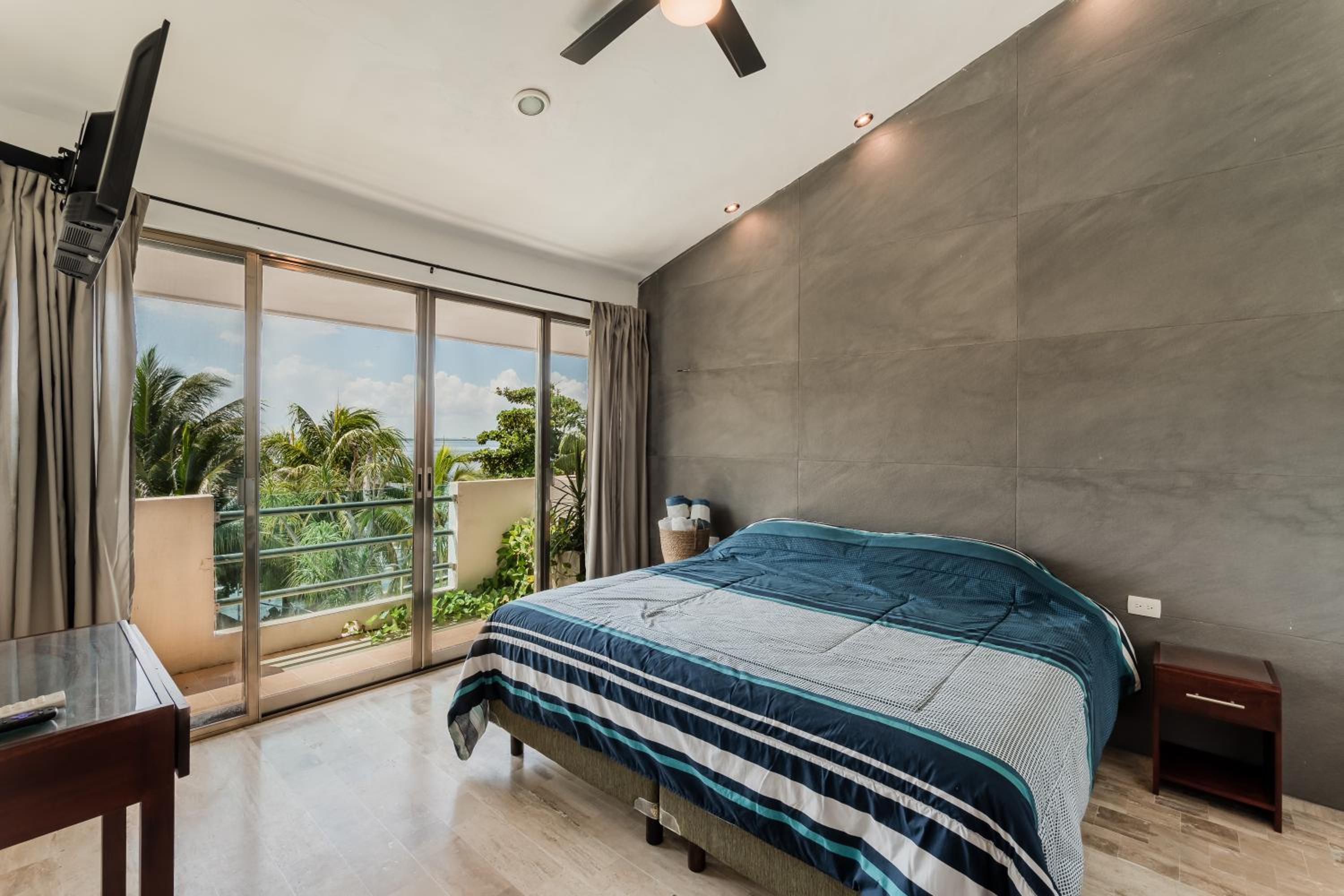 Seáak Cancun Rentals