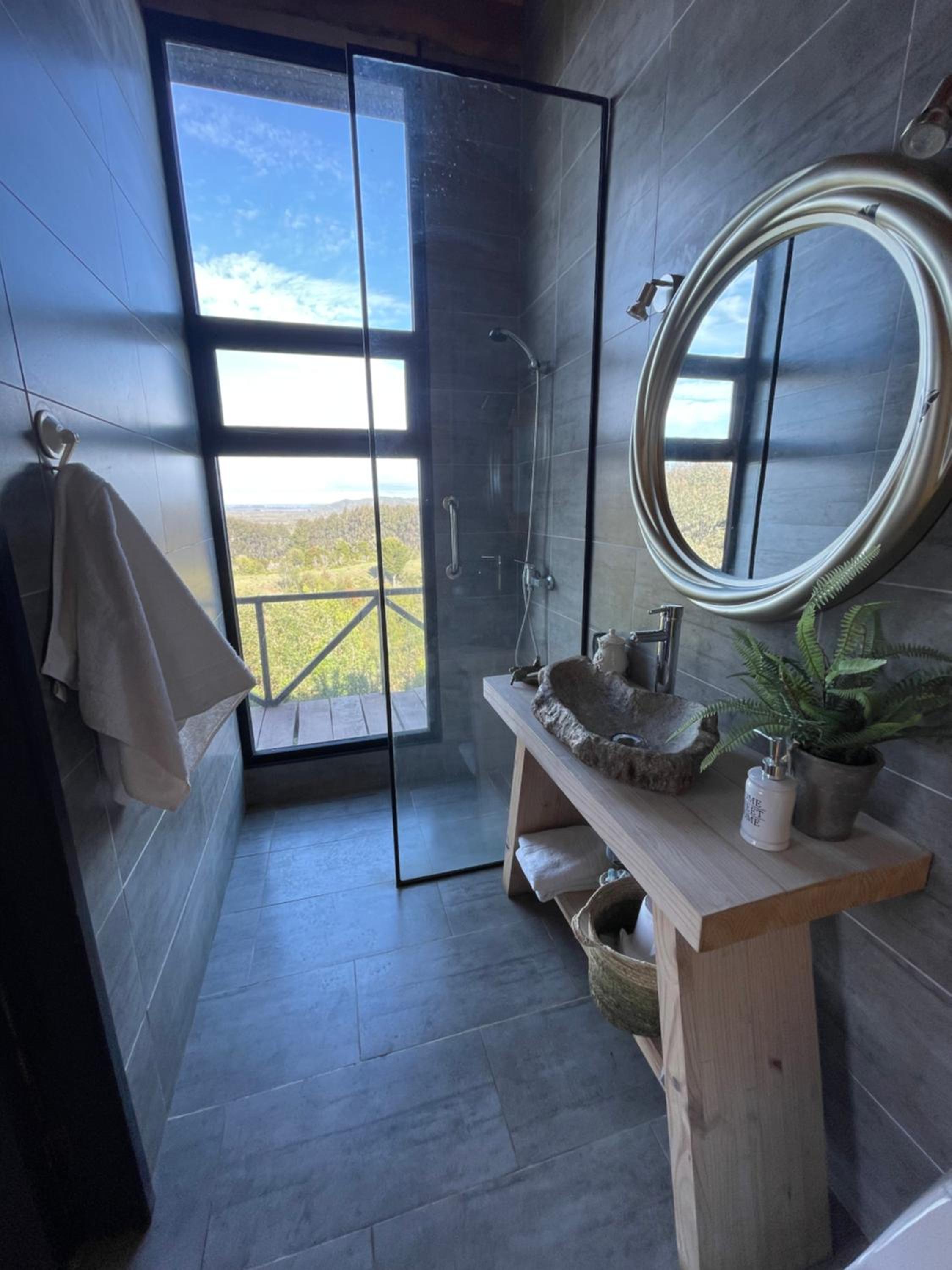 Casa Exclusiva con Hot Tub en Puerto Godoy, Maullín