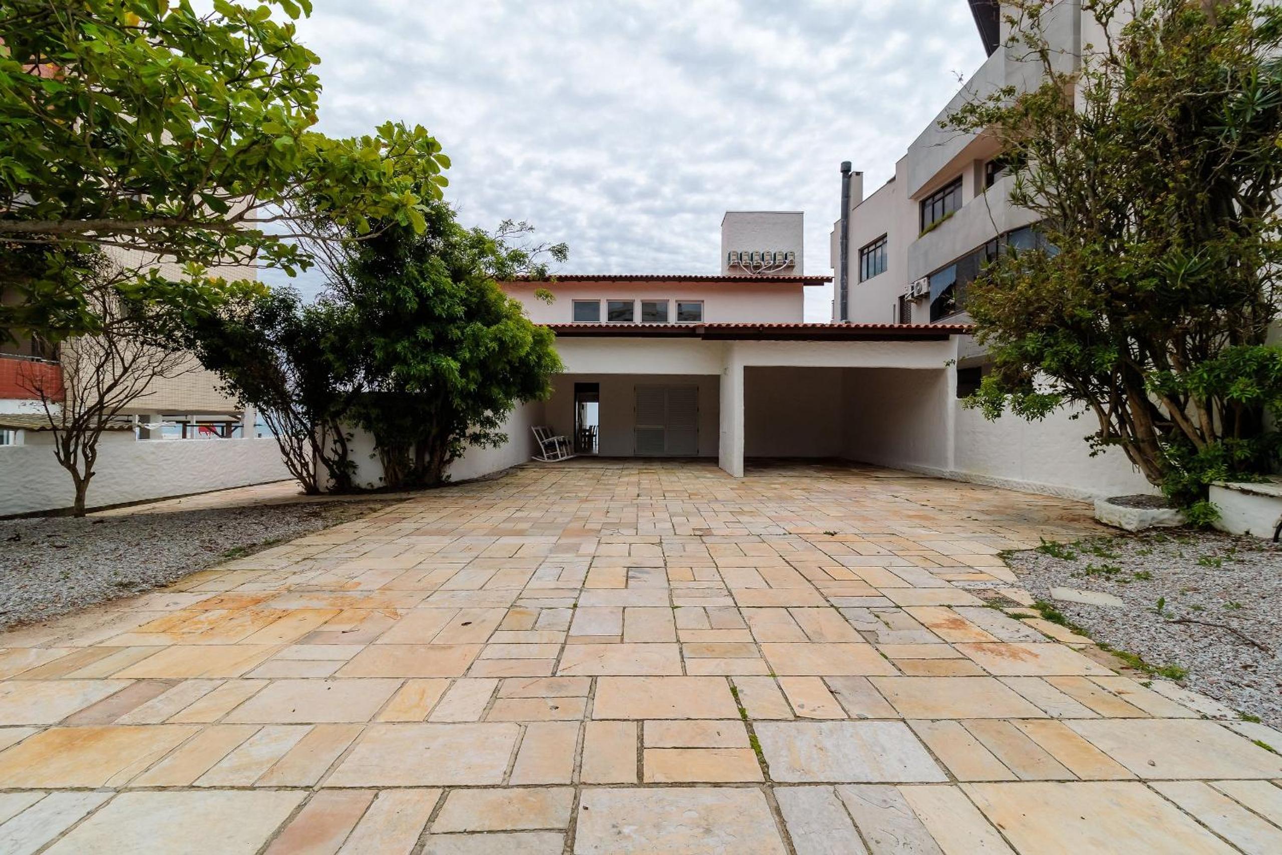 Ampla casa duplex pé na areia Floripa-SC DJB2065