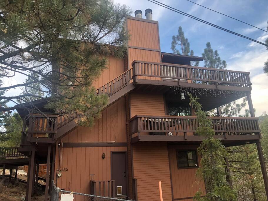 Luxury Joyful Bear Cabin with view, Big Bear Lake