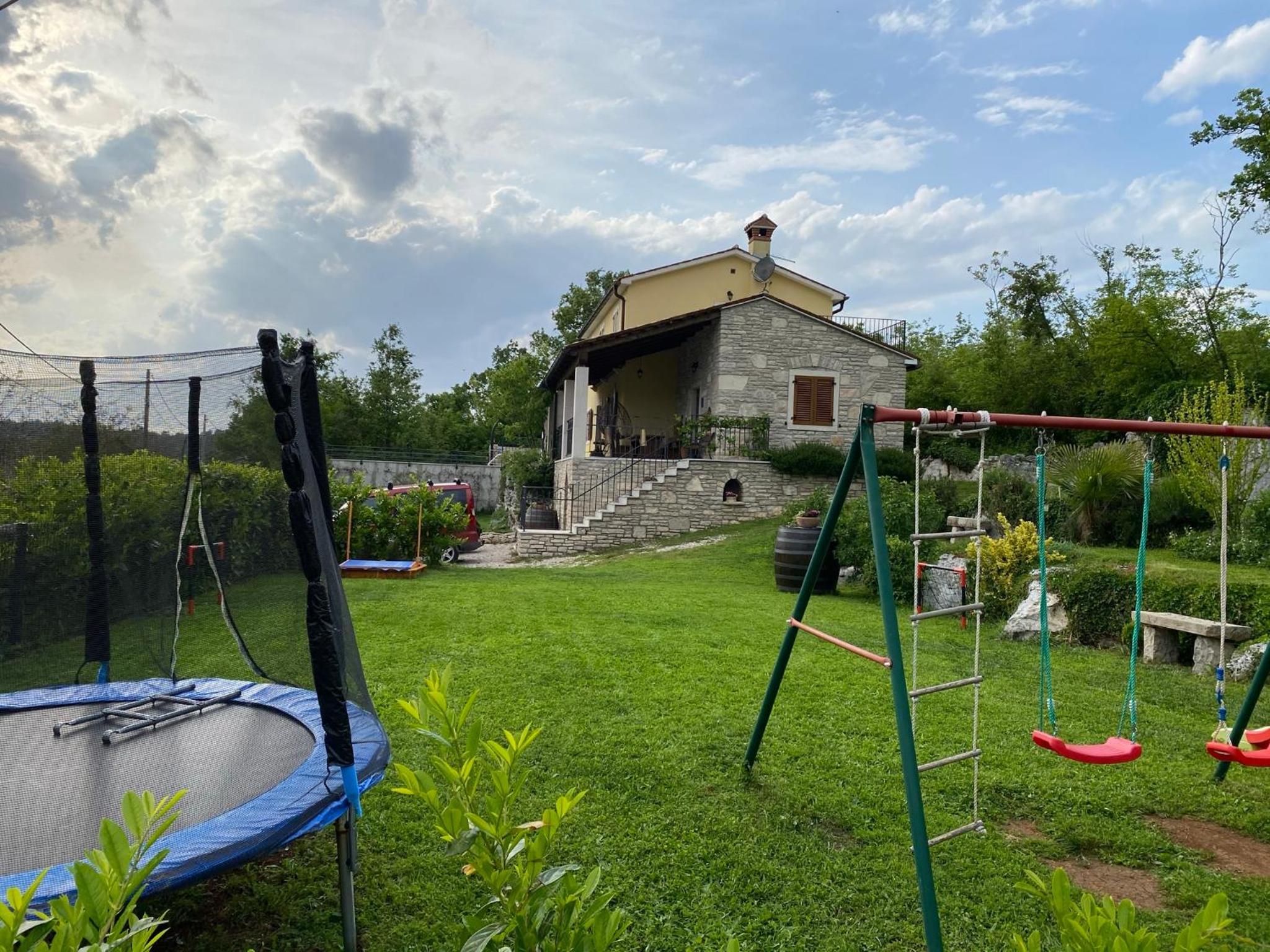 Photo 14