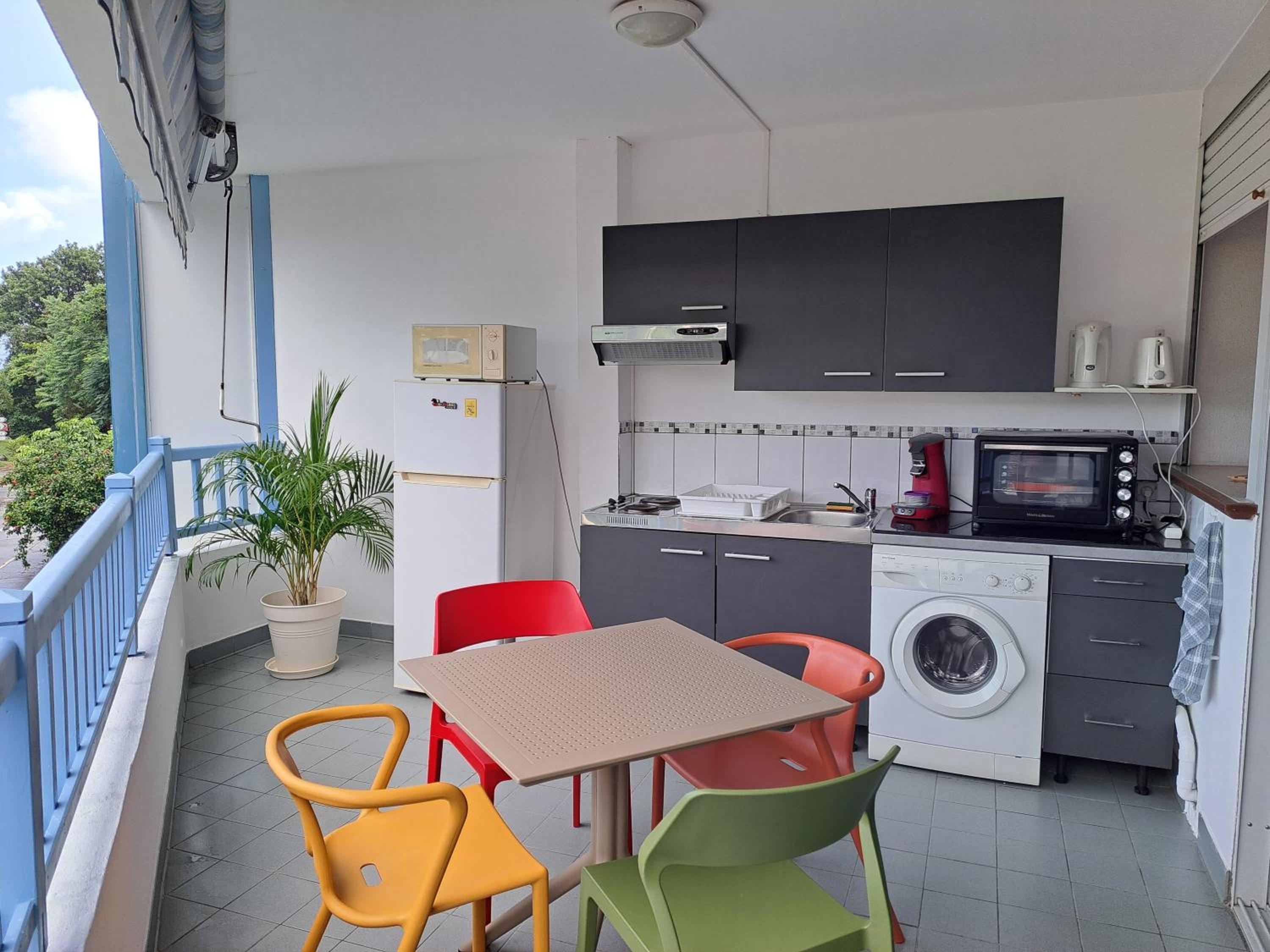 Appartement cosy en résidence à deux pas de la mer view 2