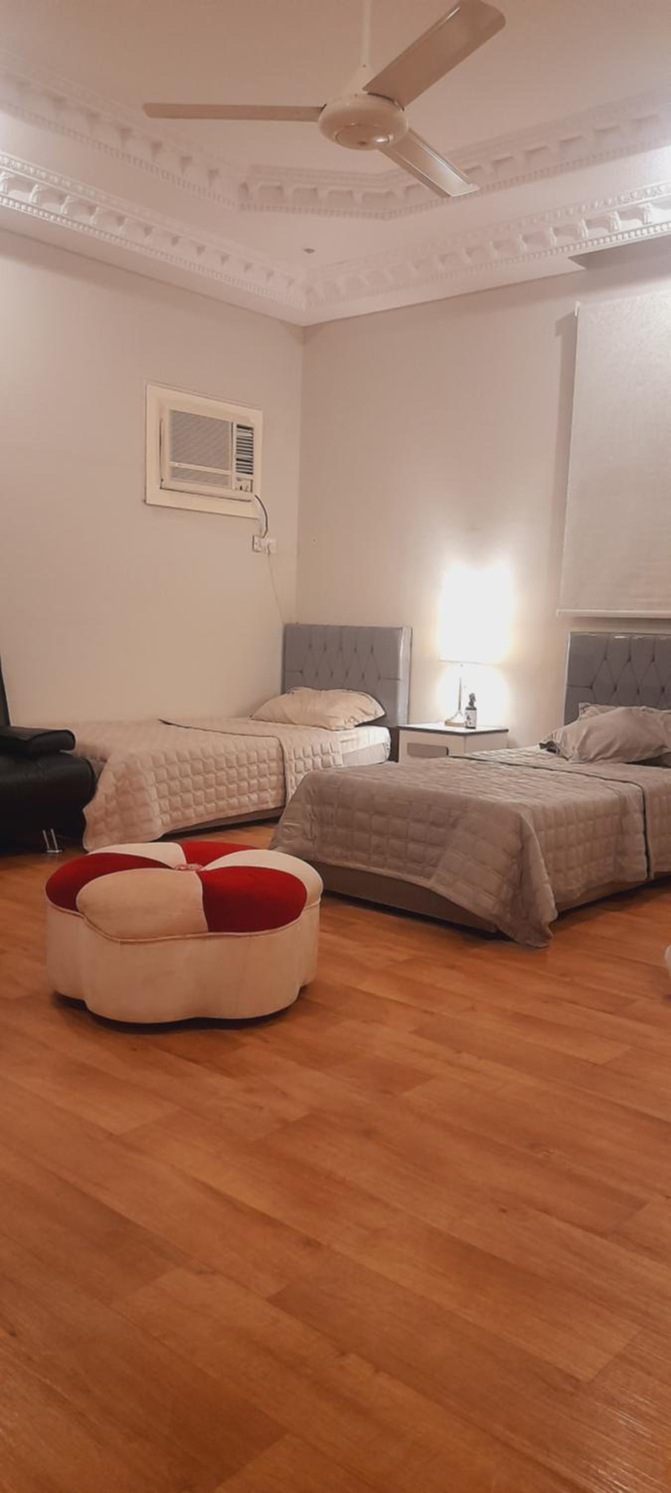 Prime Location Apartments view 4