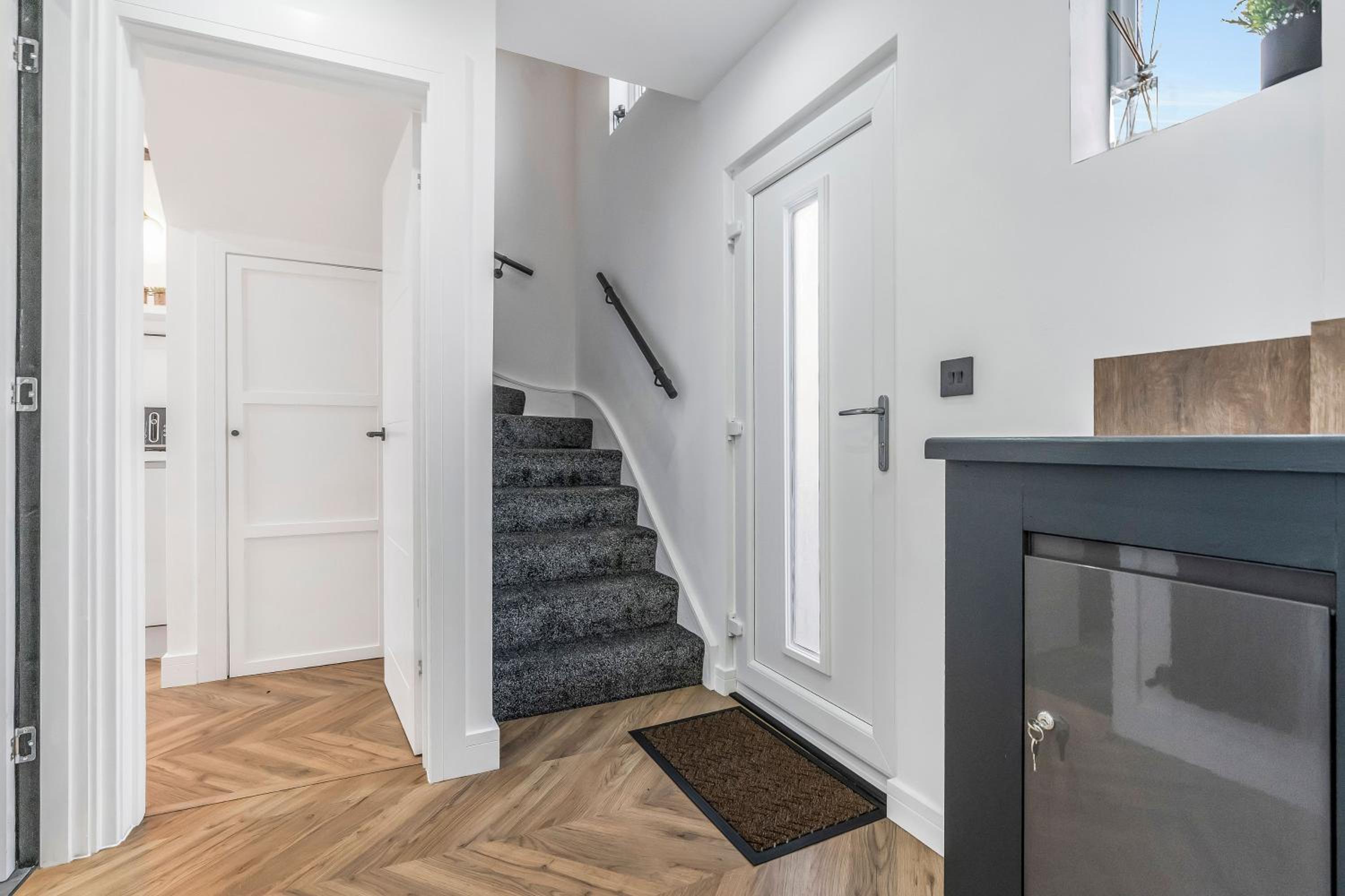 Parkside 2 bedroom house near Dunfermline & Edinburgh, photo 22