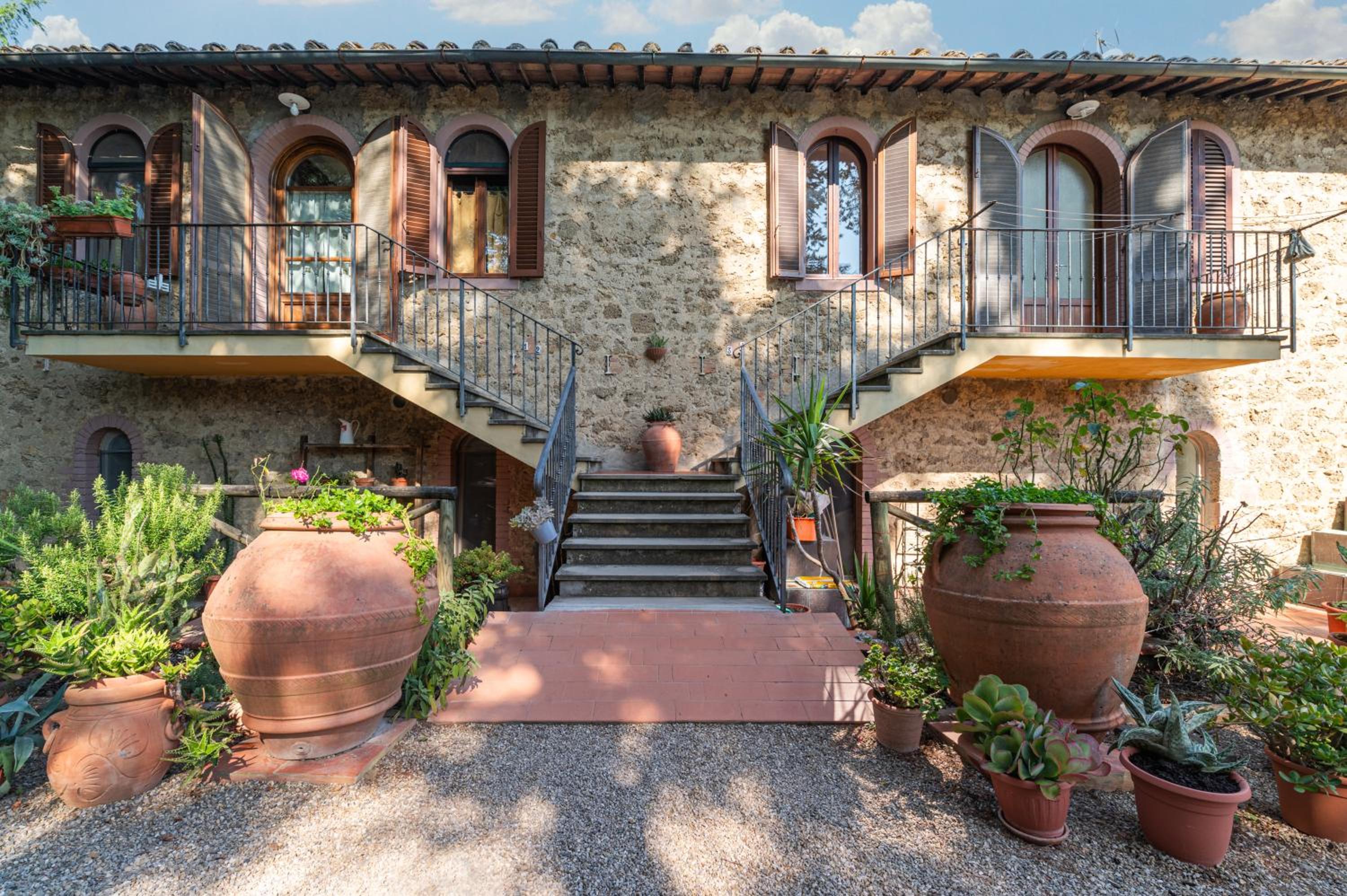 Hotel Antico Podere Il Bugnolo - Image 1