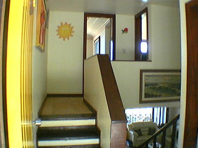 Casa frontal mar em condominio