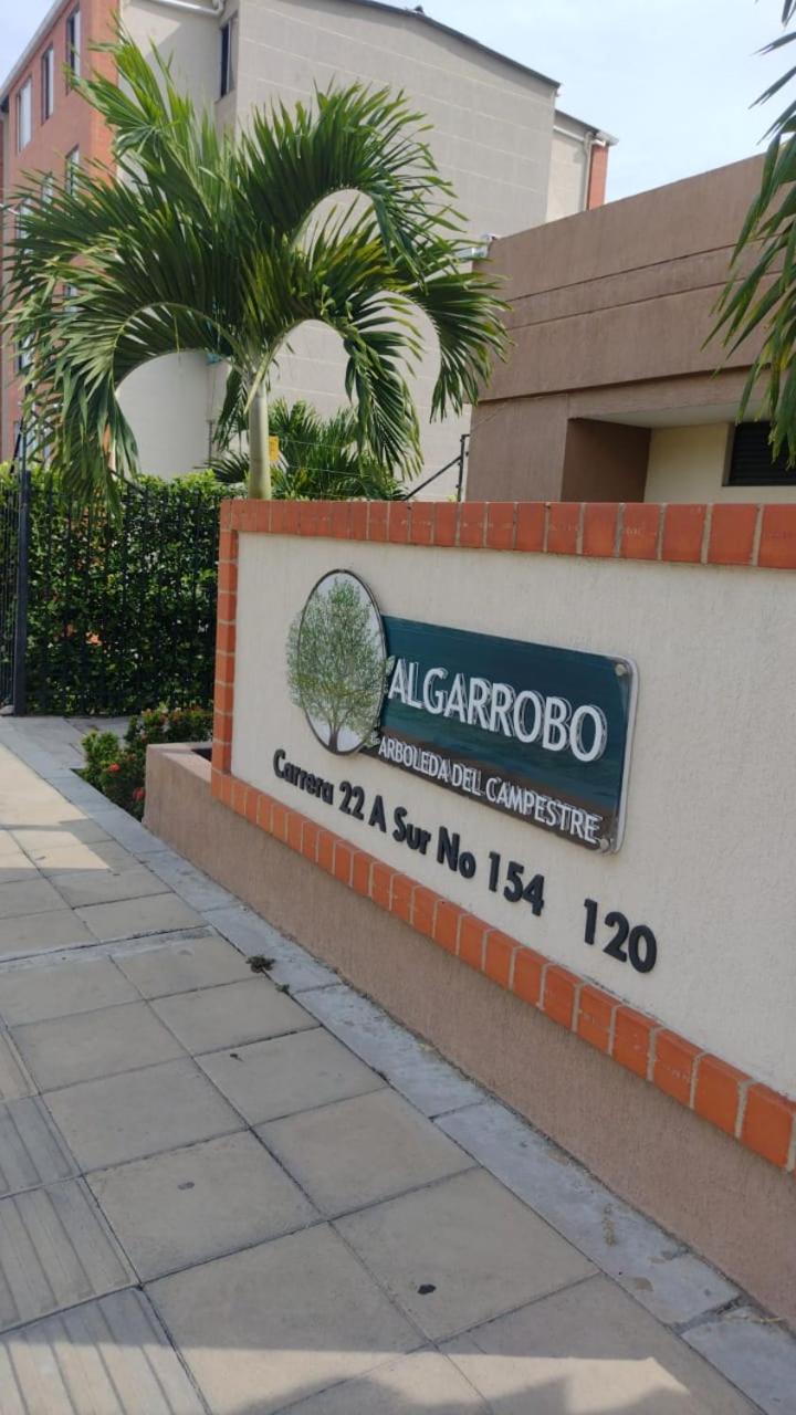 Apartamento vacacional con piscina y parqueadero