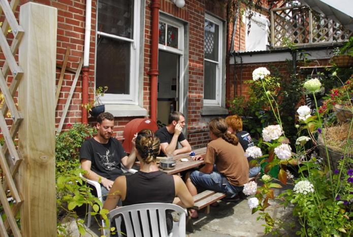 Chalet Backpackers - Image 2