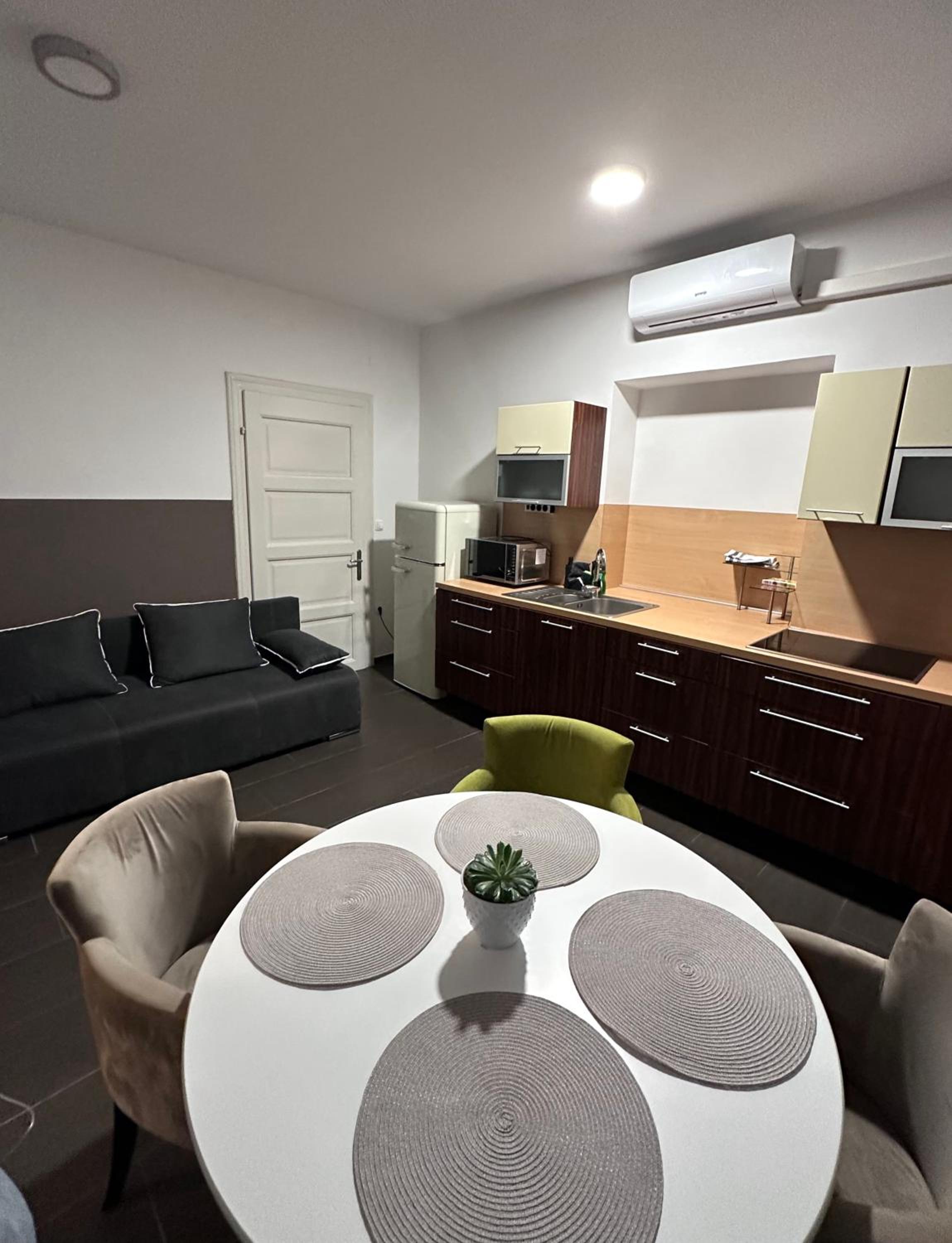 Apartma Pekrska vila