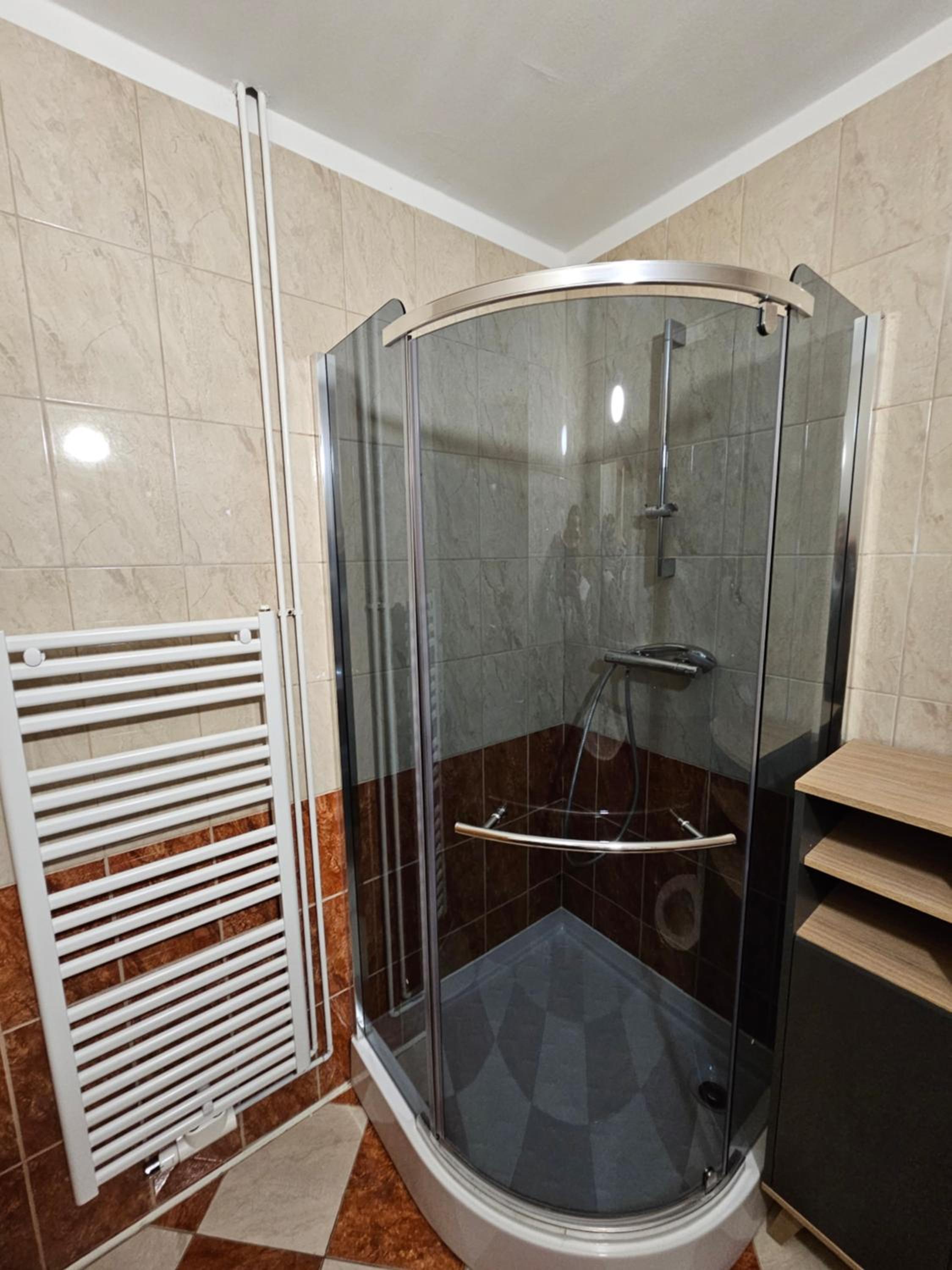 Apartma Pekrska vila