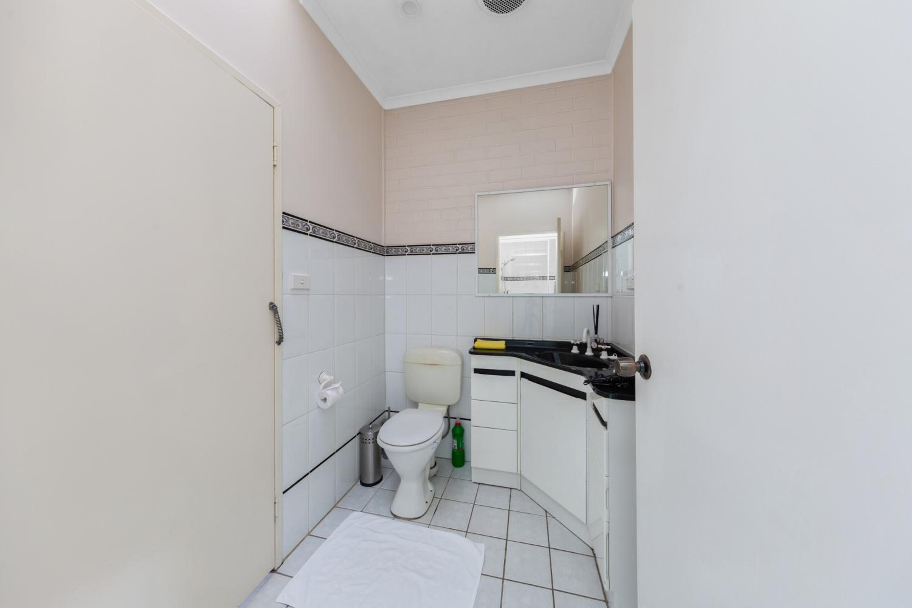 Tuggeranong Short Stay #10C - Sleeps 6